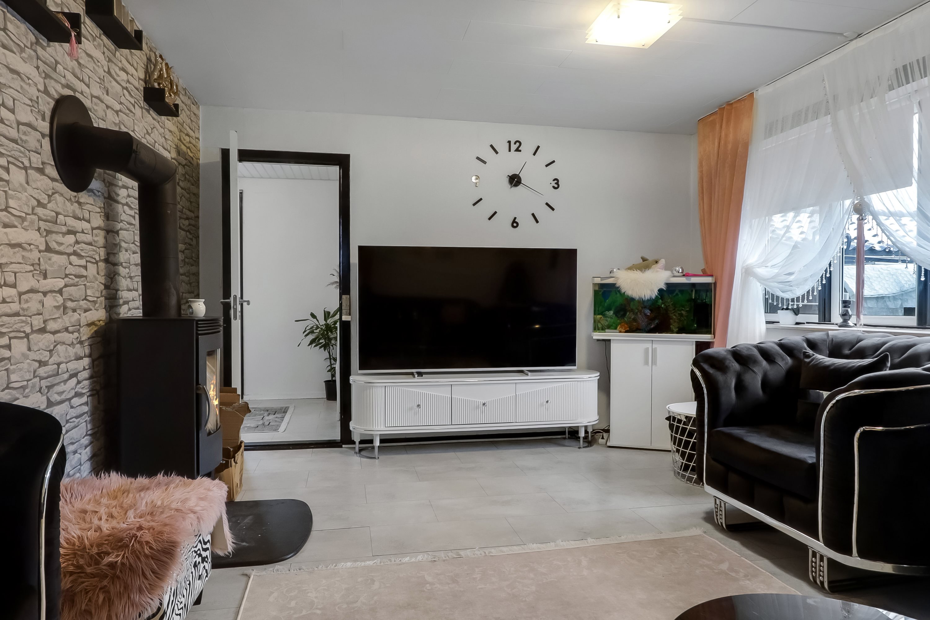 Fremhævet stue billede i fuldskærmstilstand. Billede af Dræbyvej 22, 5330 Munkebo