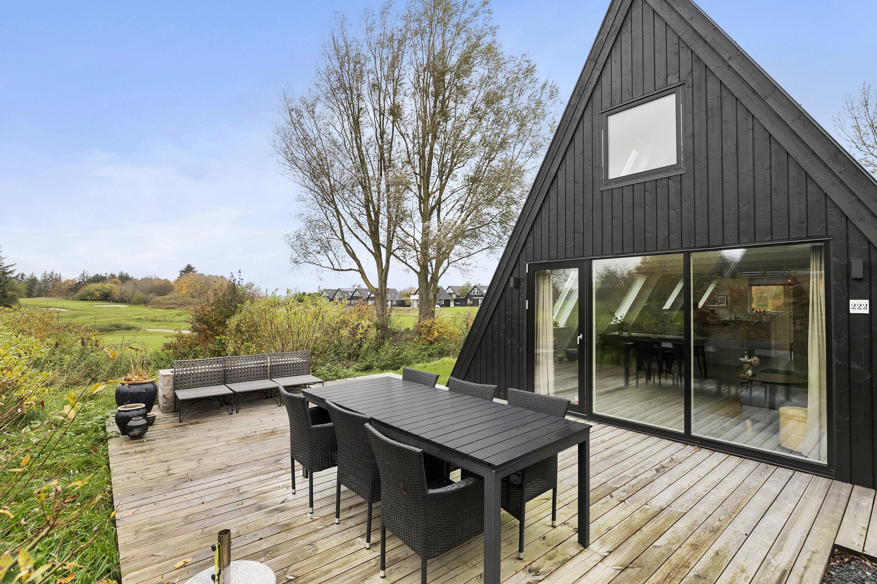 Fremhævet terrasse billede i fuldskærmstilstand. Billede af Golfsvinget 222, Gatten, 9640 Farsø