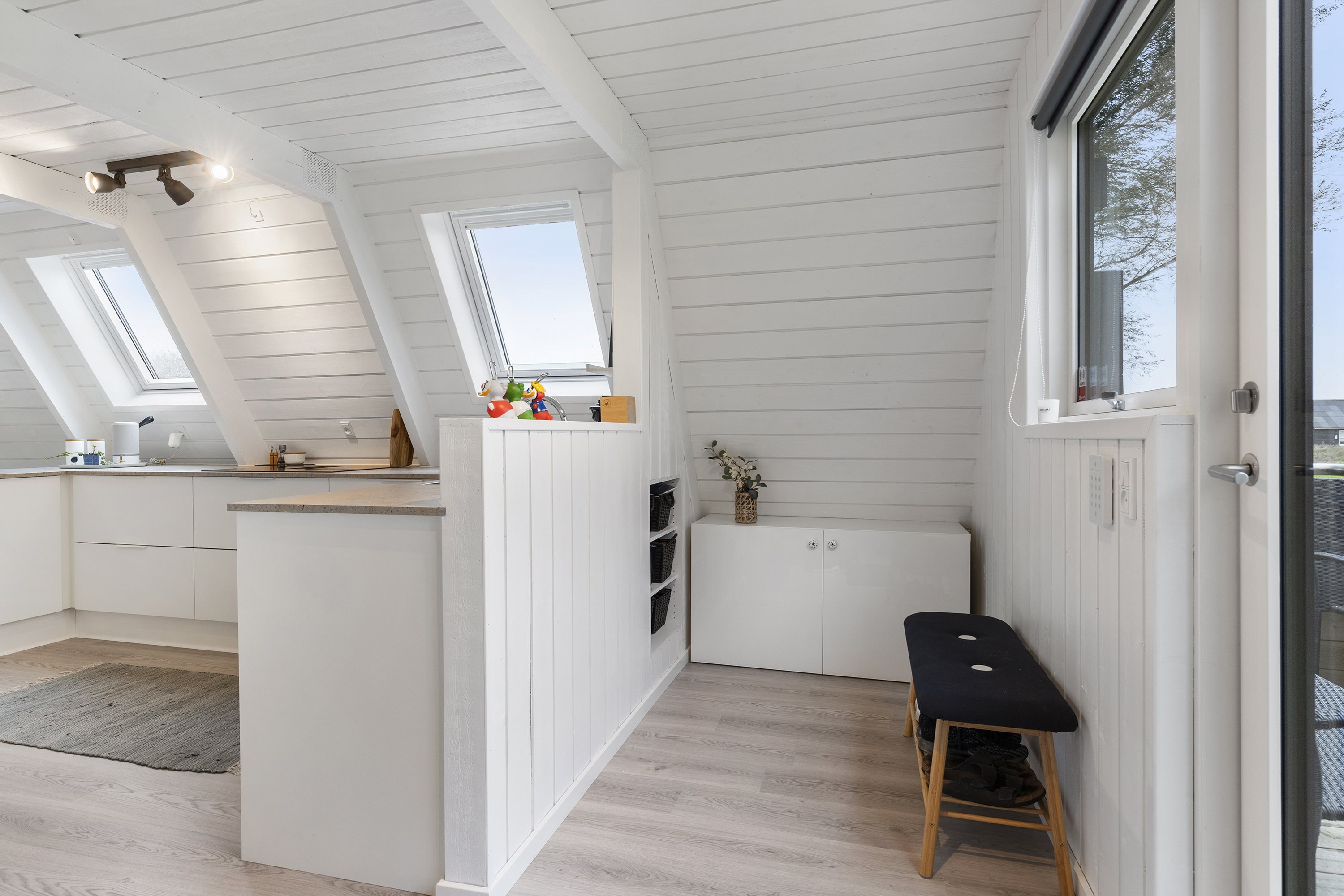 Fremhævet køkken billede i fuldskærmstilstand. Billede af Golfsvinget 222, Gatten, 9640 Farsø