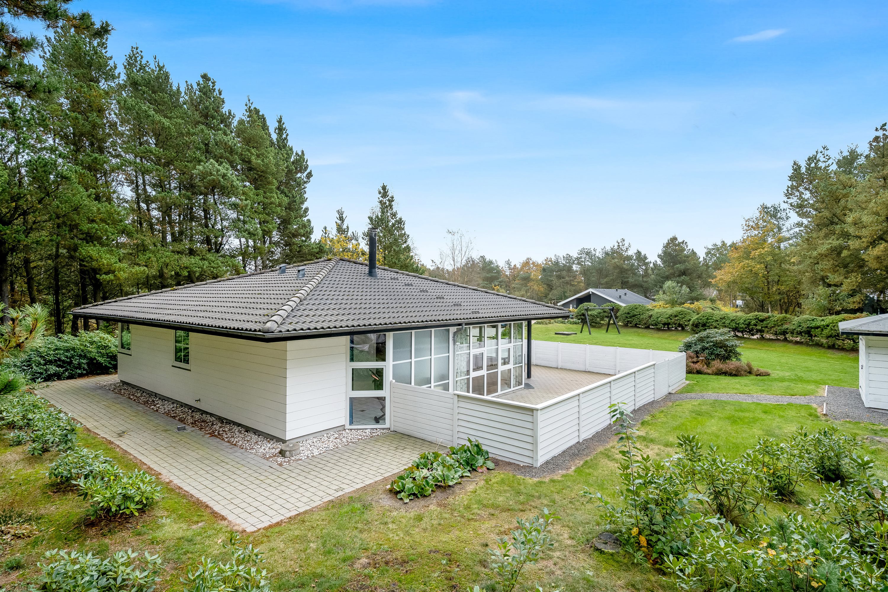 Miniaturebillede 2: facade. Billede af Skovvang 62, Lønne, 6830 Nørre Nebel