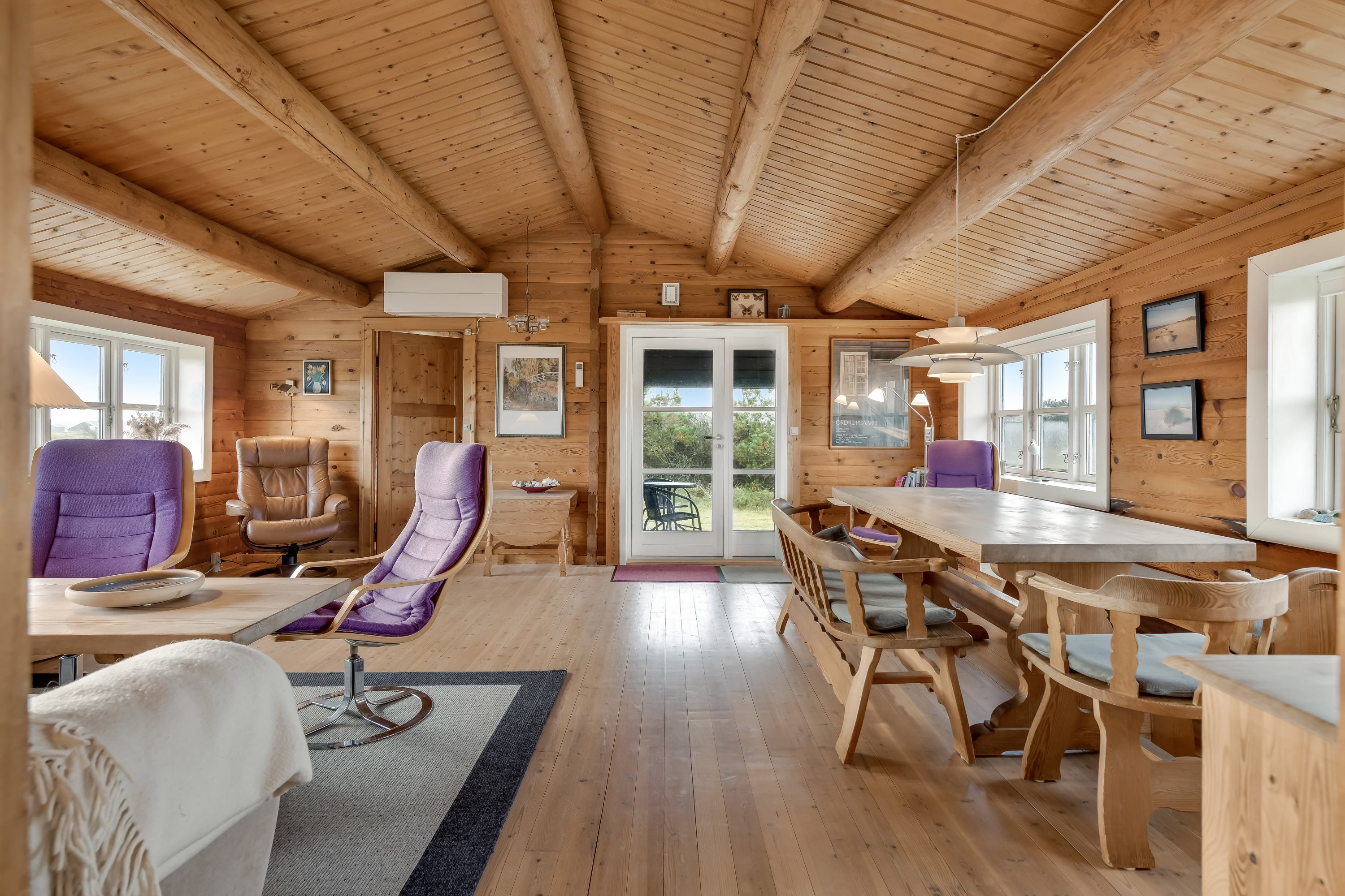 Fremhævet stue billede i fuldskærmstilstand. Billede af Søndermarken 18, Sønderho, 6720 Fanø