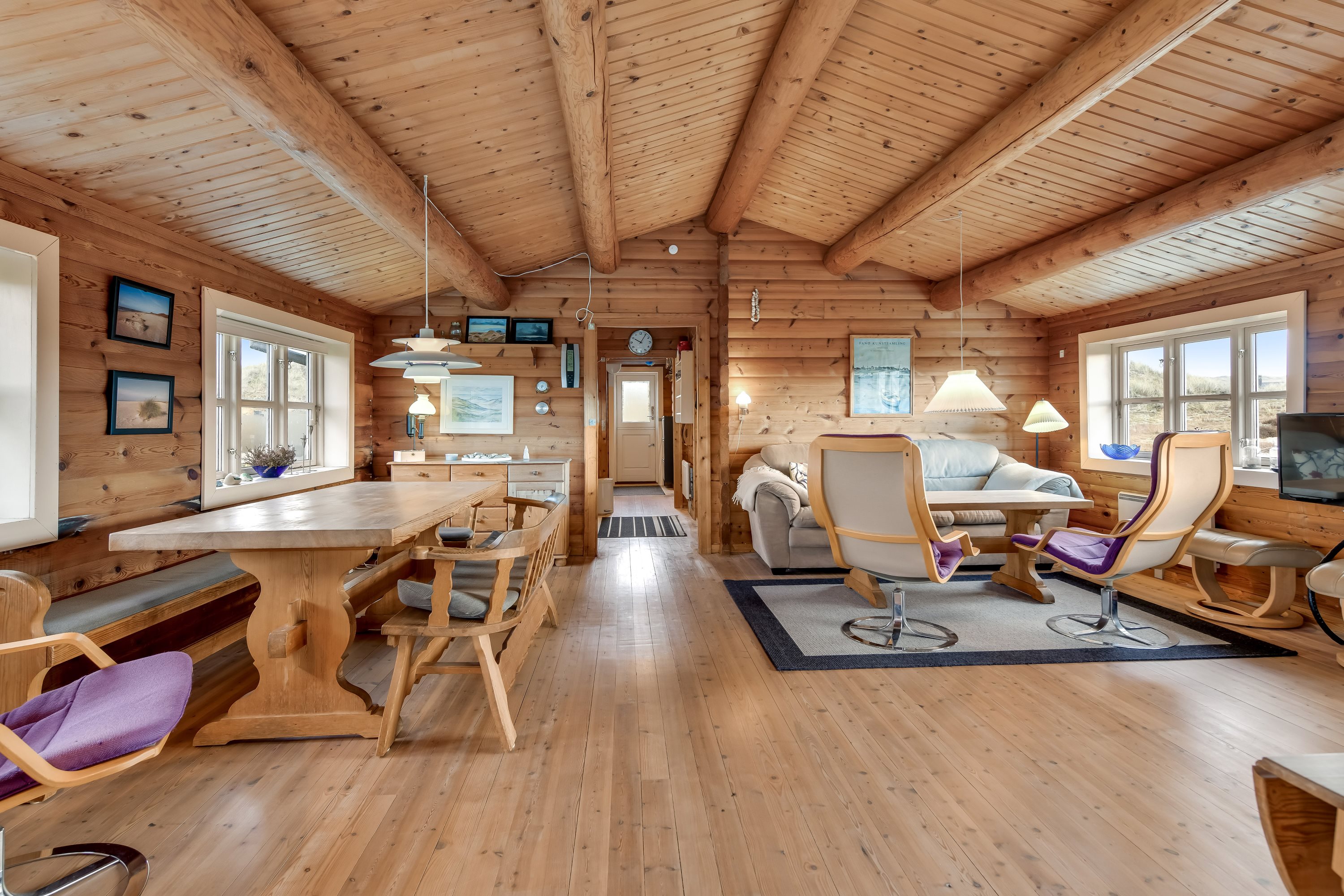 Fremhævet stue billede i fuldskærmstilstand. Billede af Søndermarken 18, Sønderho, 6720 Fanø