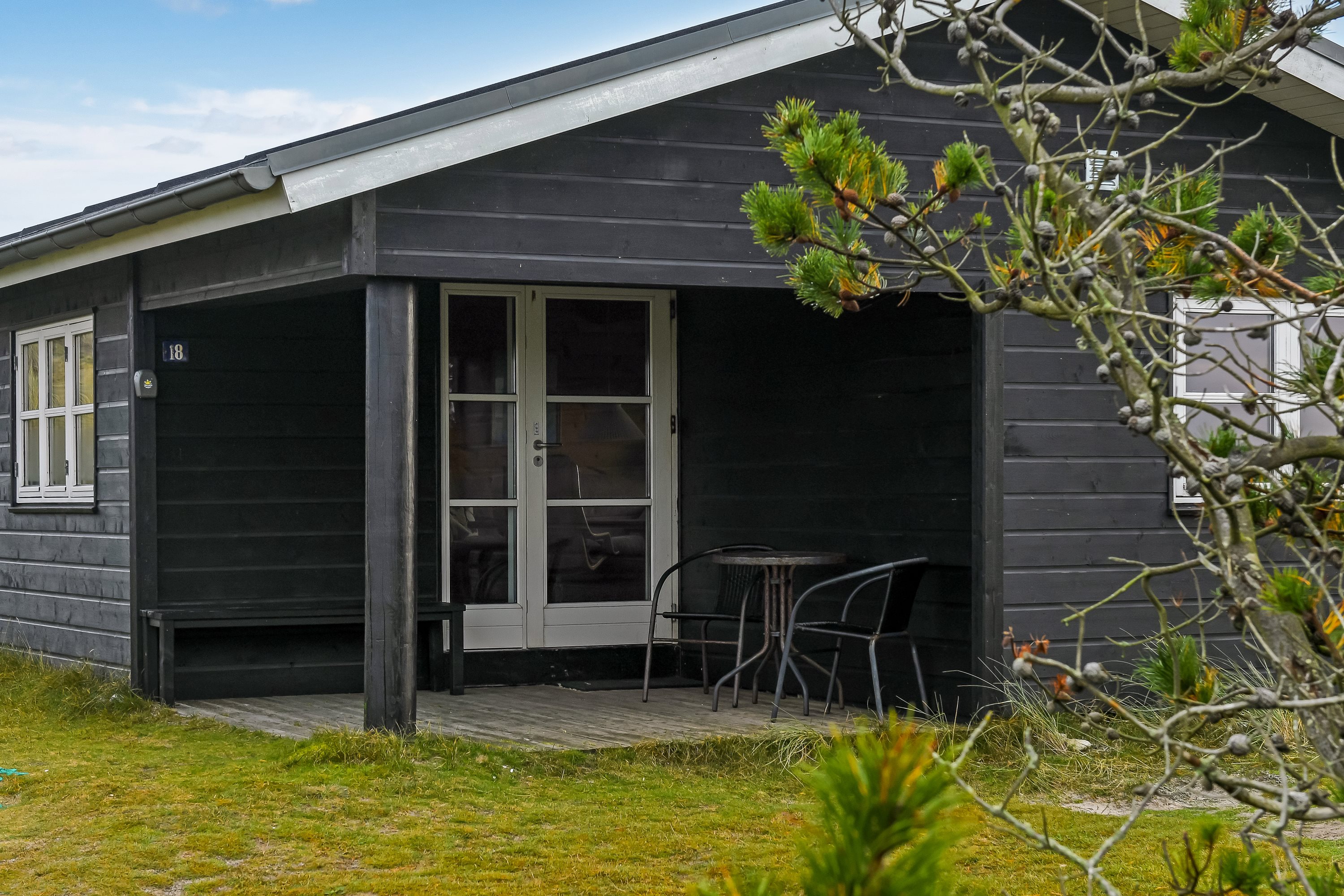 Fremhævet ejendommen billede i fuldskærmstilstand. Billede af Søndermarken 18, Sønderho, 6720 Fanø