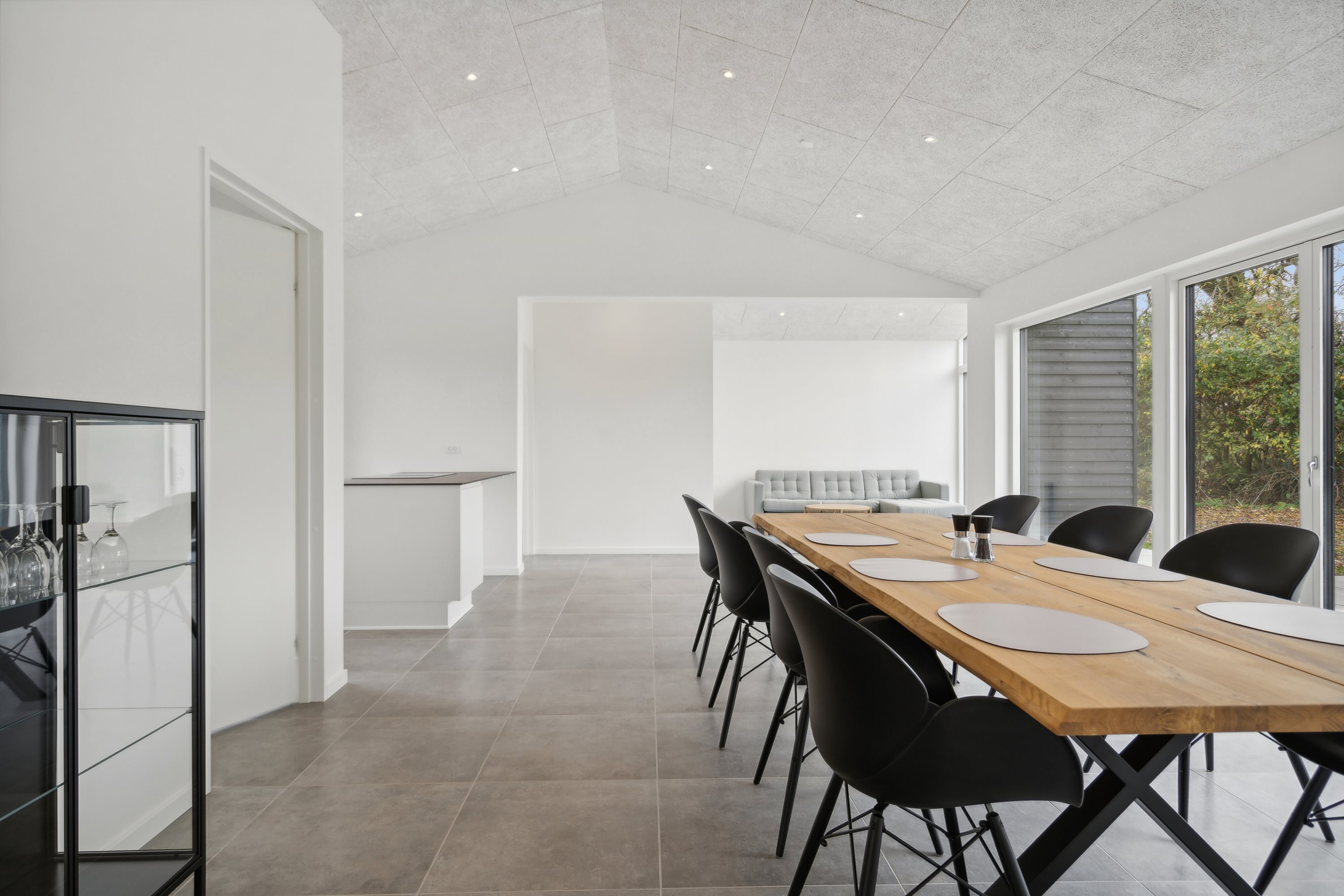 Fremhævet spisestue billede i fuldskærmstilstand. Billede af Hegnet 9, 5871 Frørup