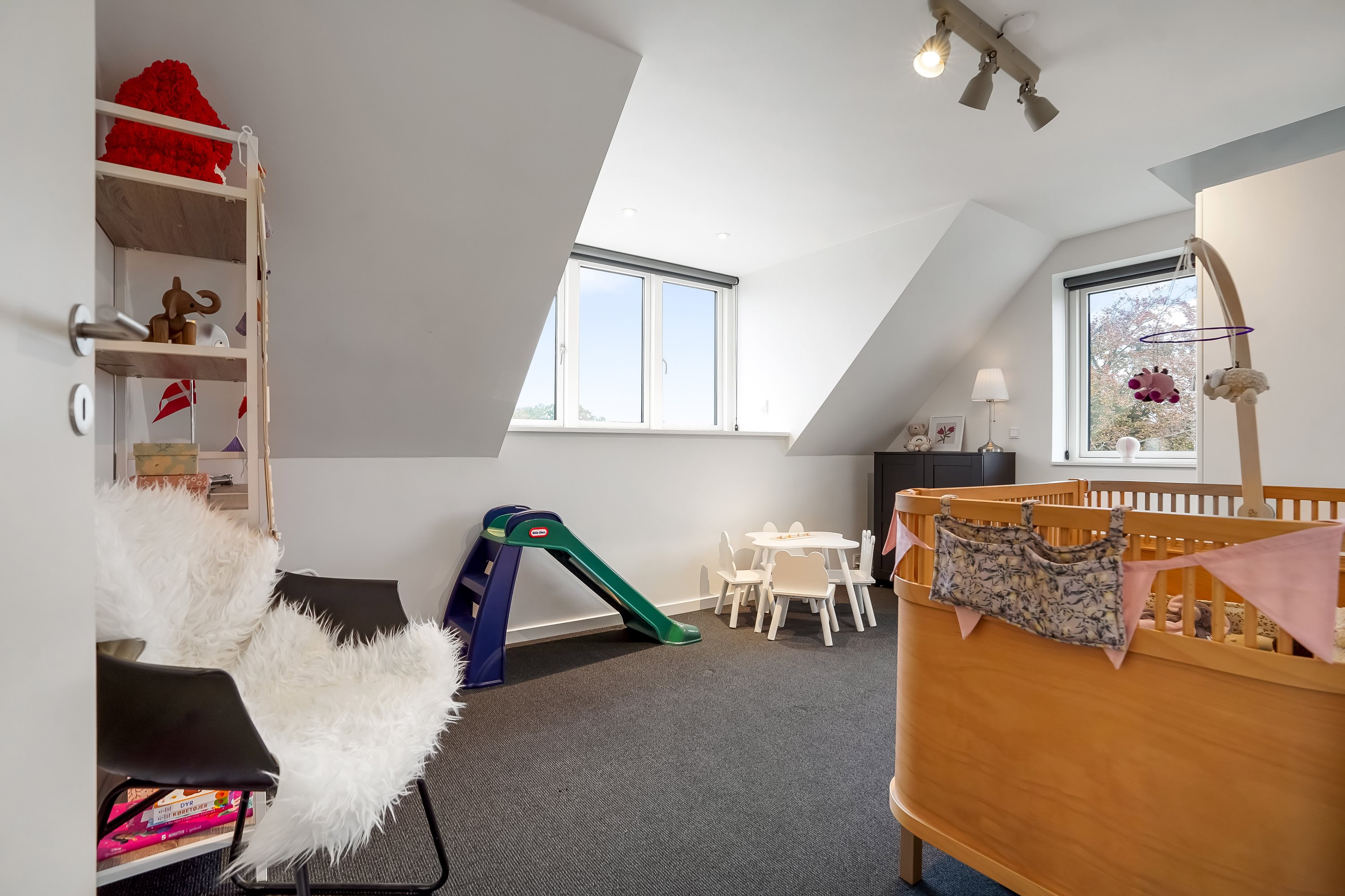 Fremhævet værelse billede i fuldskærmstilstand. Billede af Sønderbrogade 17, 7160 Tørring