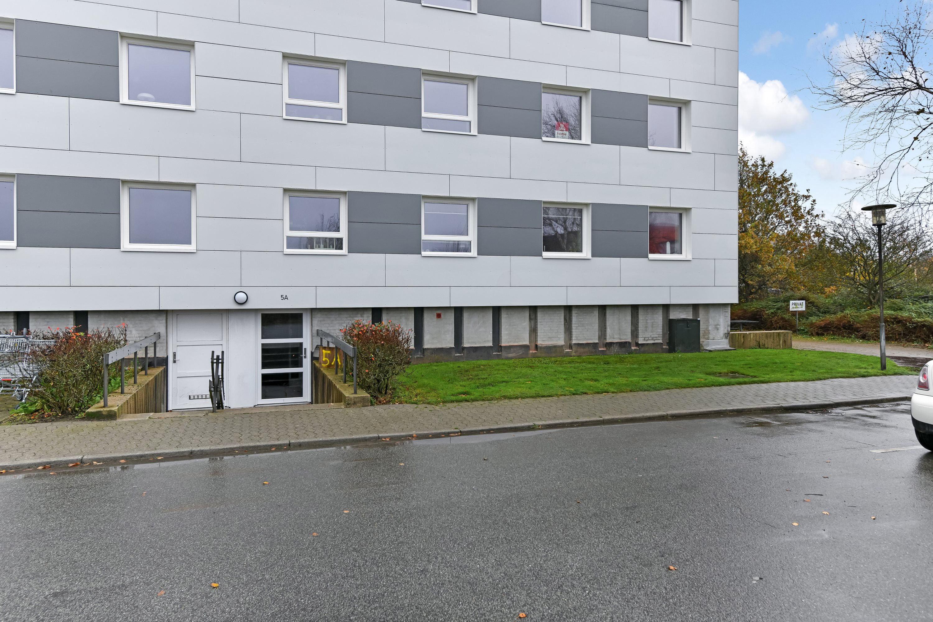 Miniaturebillede 1: ejendommen. Billede af Granly Alle 5A, st.. th., 6710 Esbjerg V