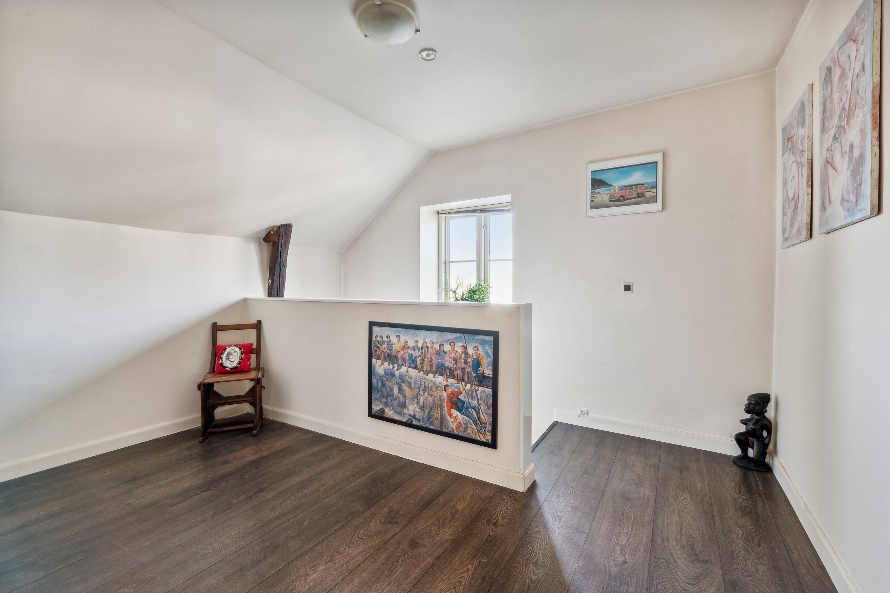 Fremhævet værelse billede i fuldskærmstilstand. Billede af Munkegårdsvej 27, 3490 Kvistgård