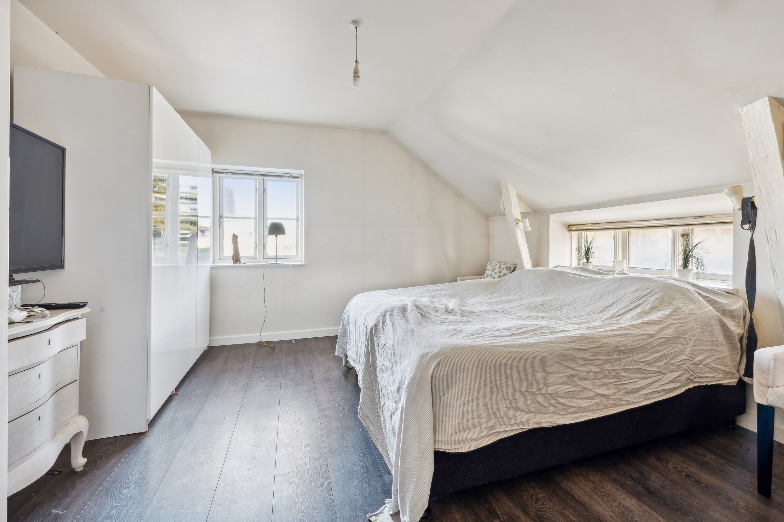 Fremhævet værelse billede i fuldskærmstilstand. Billede af Munkegårdsvej 27, 3490 Kvistgård