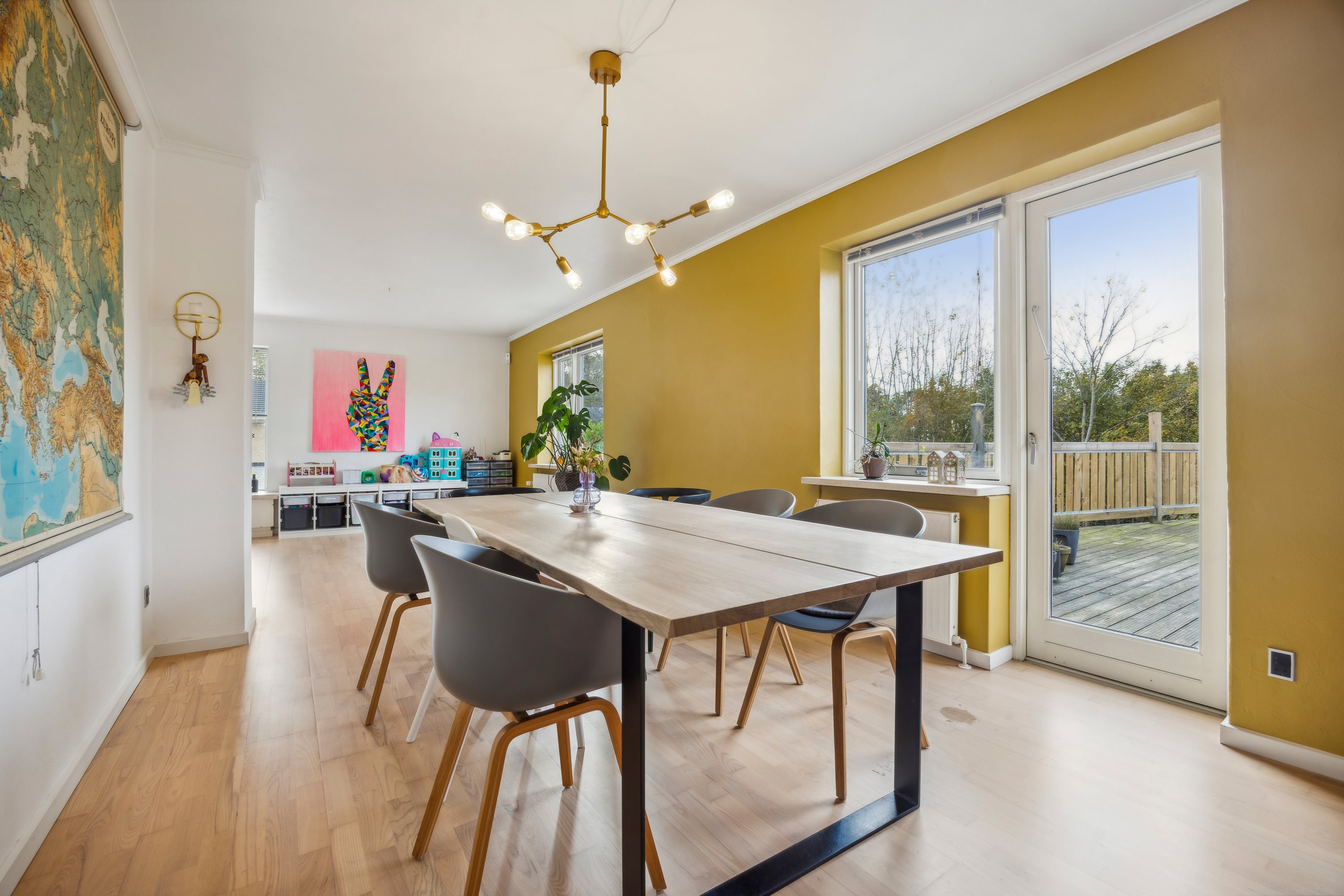 Fremhævet spisestue billede i fuldskærmstilstand. Billede af Søndergade 56, 9493 Saltum