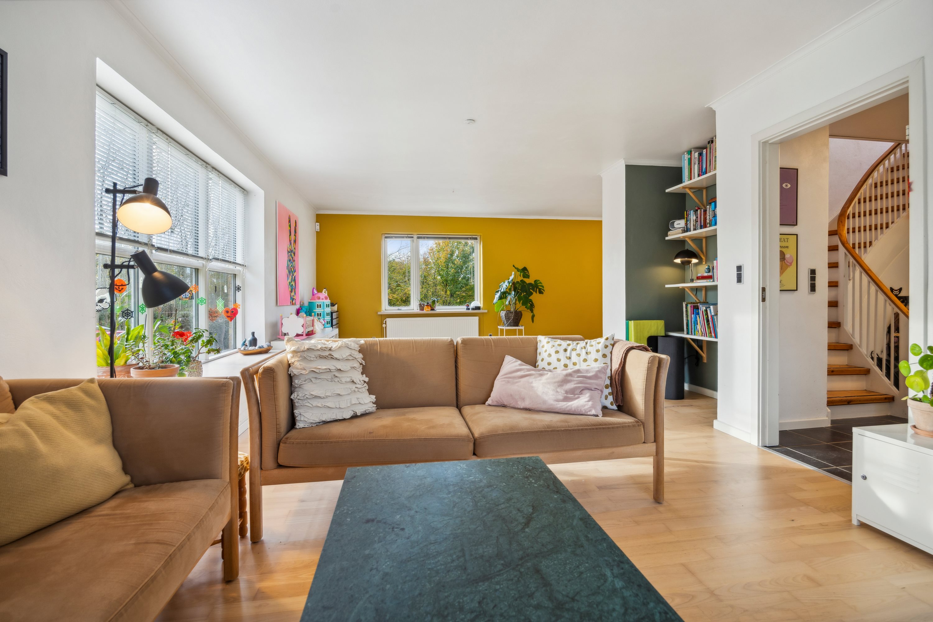 Fremhævet stue billede i fuldskærmstilstand. Billede af Søndergade 56, 9493 Saltum