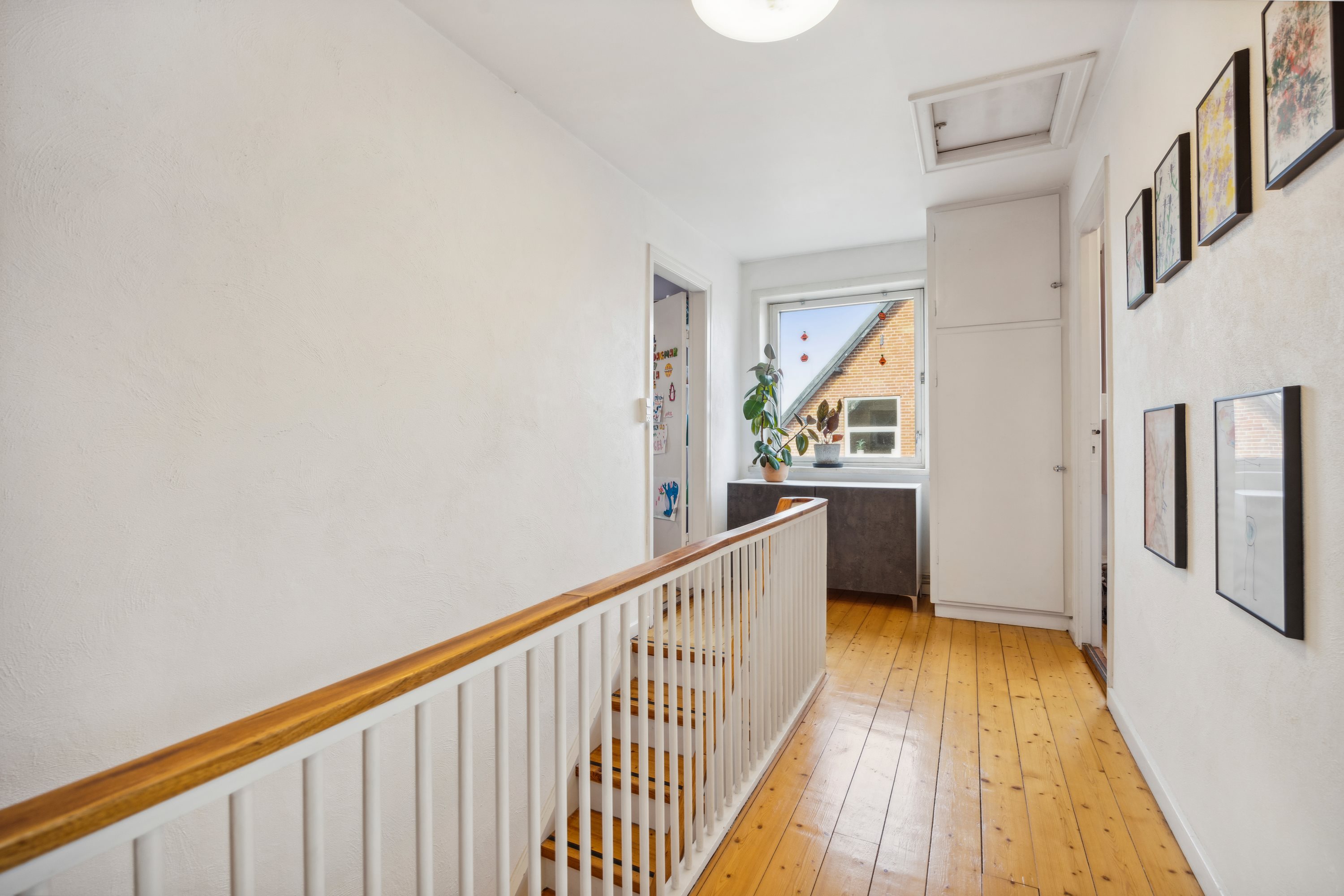 Fremhævet gang billede i fuldskærmstilstand. Billede af Søndergade 56, 9493 Saltum