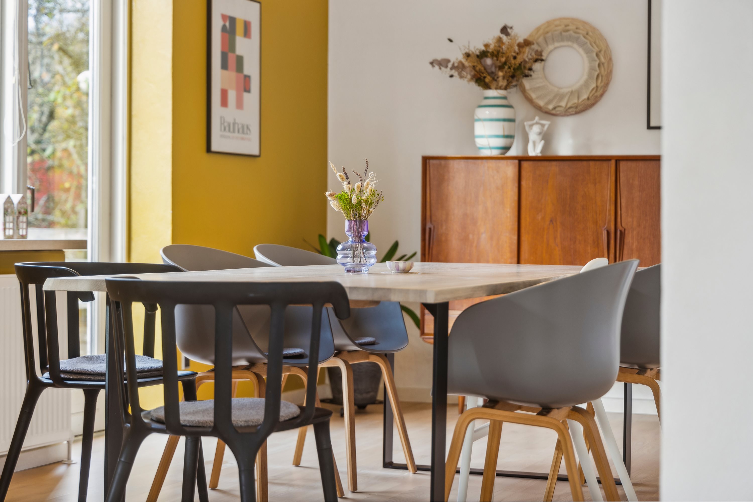 Fremhævet stue billede i fuldskærmstilstand. Billede af Søndergade 56, 9493 Saltum