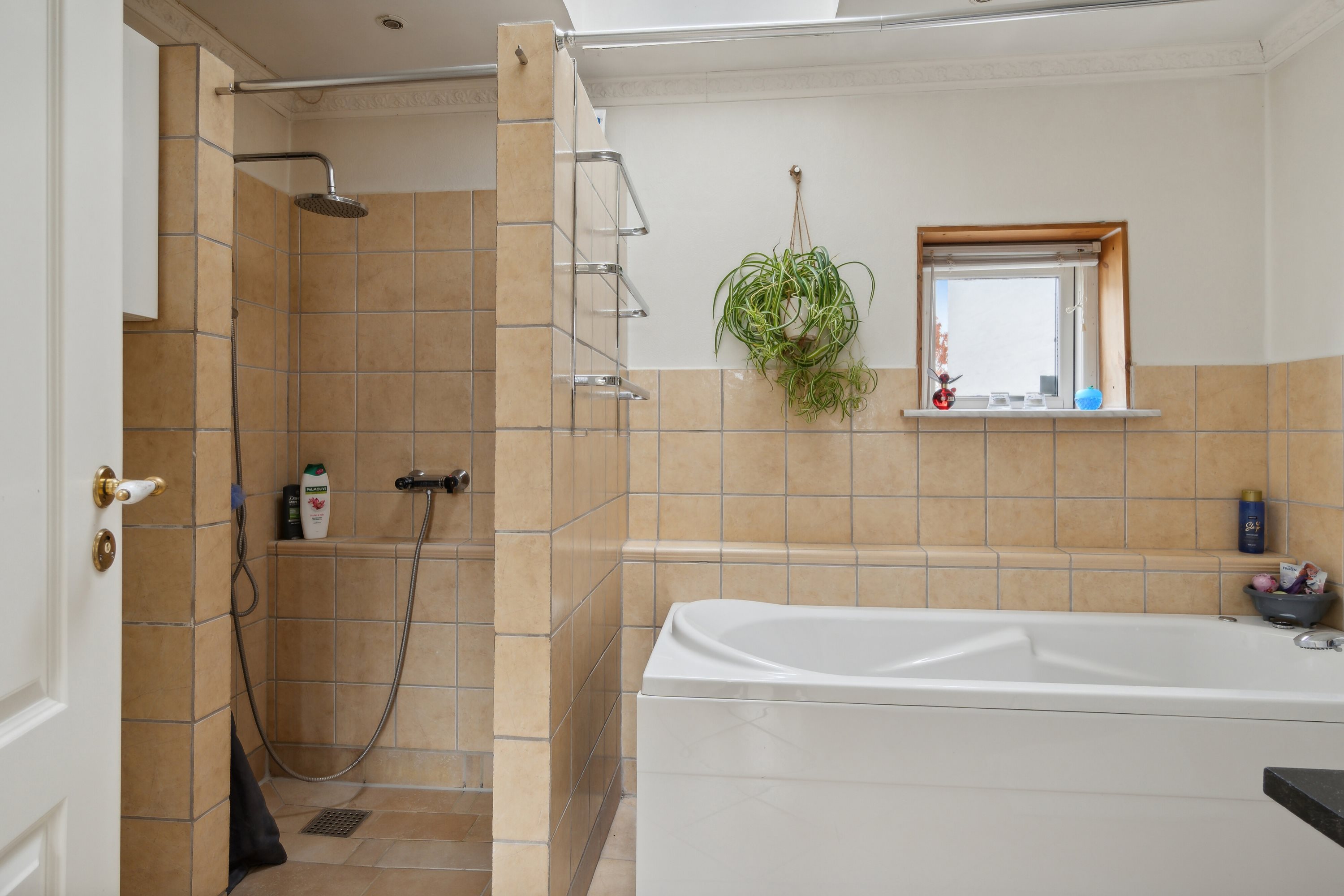 Fremhævet badeværelse billede i fuldskærmstilstand. Billede af Holbækvej 324, Knabstrup, 4440 Mørkøv