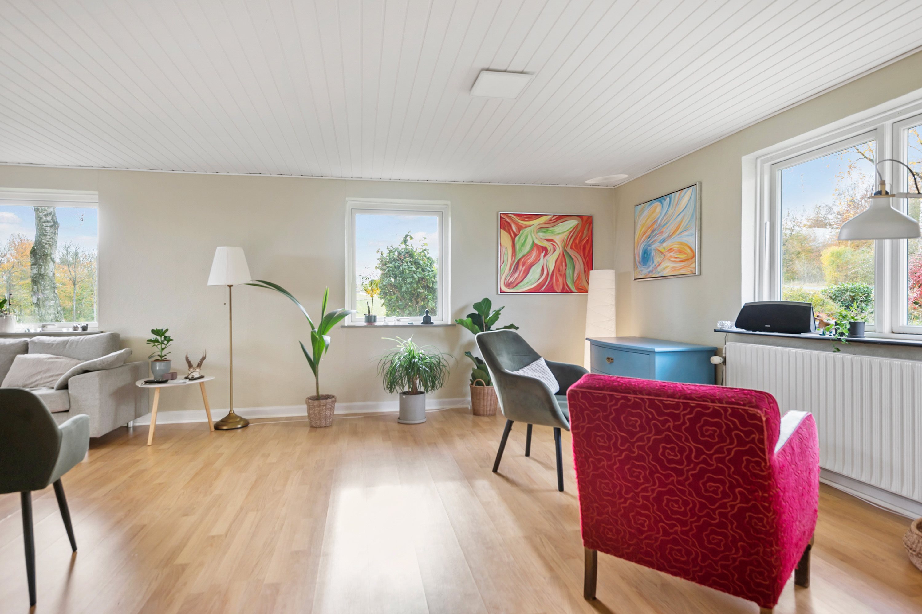 Fremhævet stue billede i fuldskærmstilstand. Billede af Tåningvej 25, 8660 Skanderborg