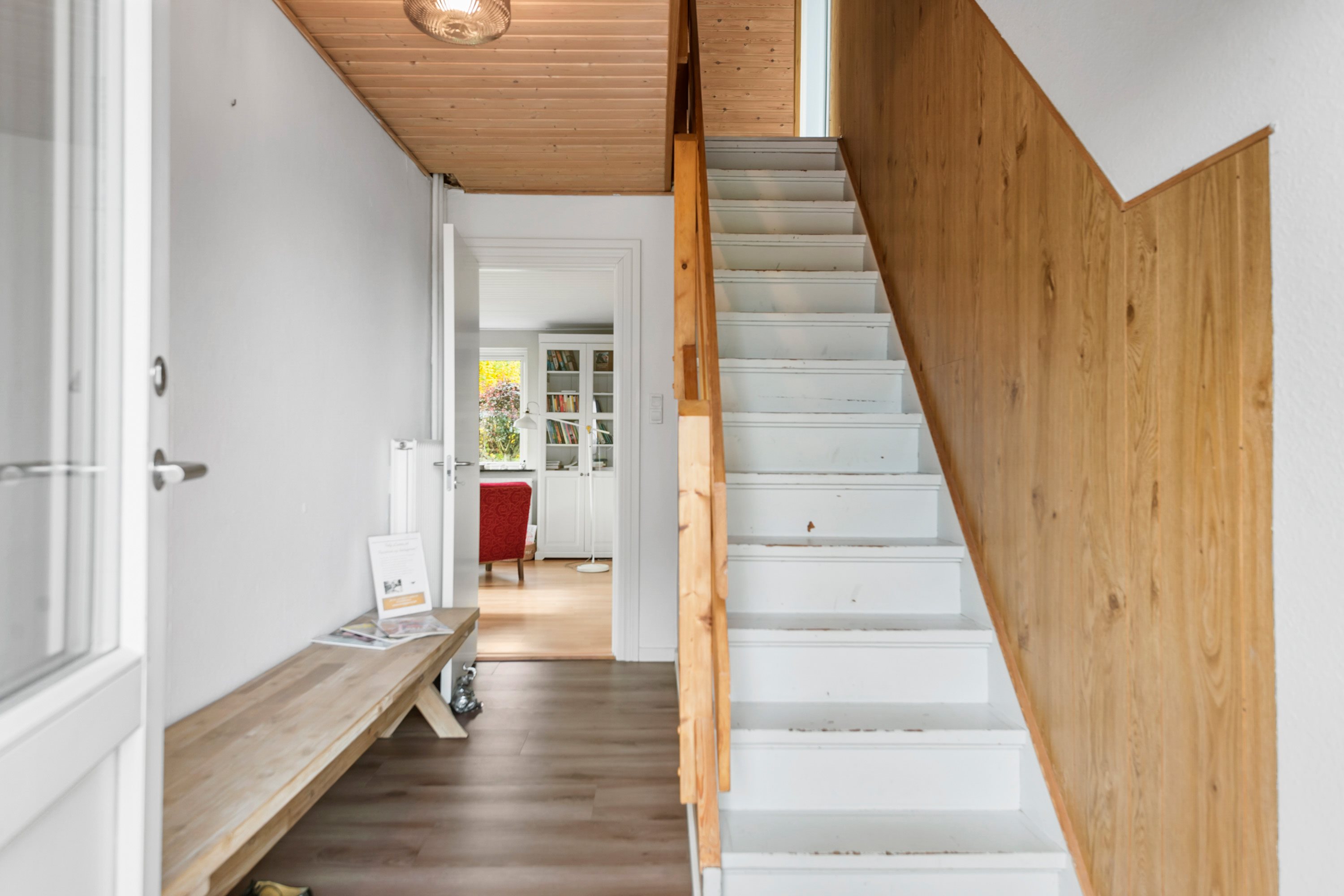 Fremhævet entré billede i fuldskærmstilstand. Billede af Tåningvej 25, 8660 Skanderborg