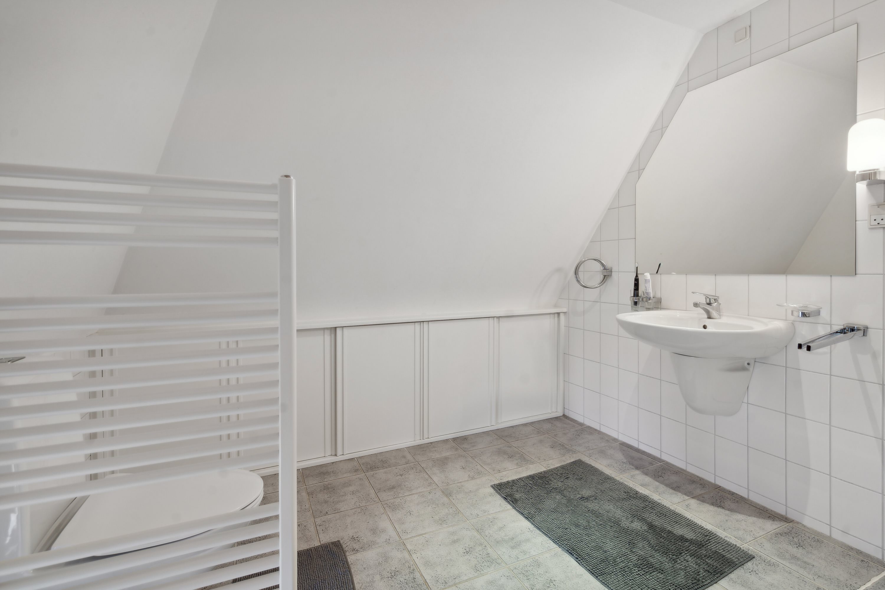 Fremhævet badeværelse billede i fuldskærmstilstand. Billede af Sønderhavvej 36, Sønderhav, 6340 Kruså