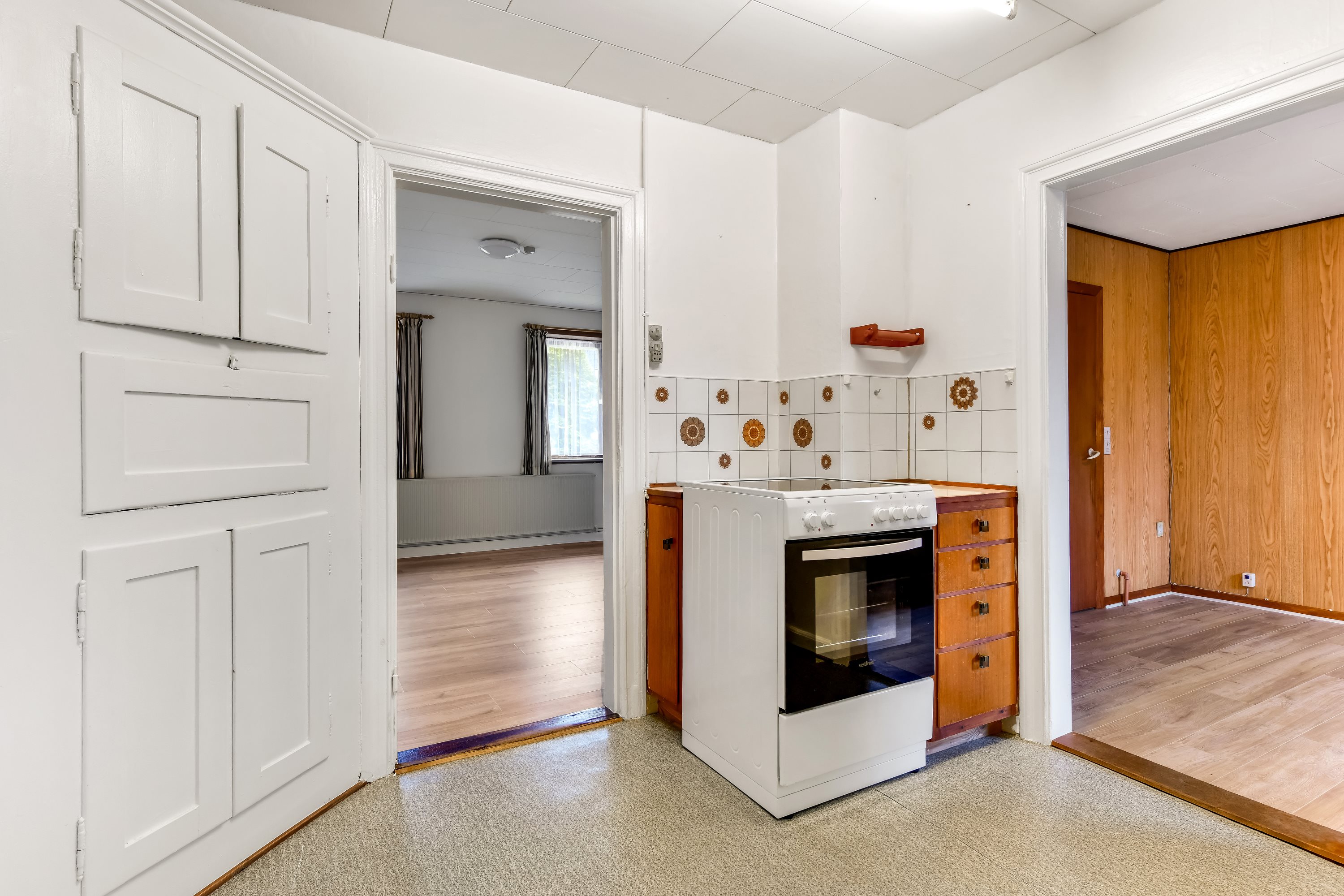 Fremhævet køkken billede i fuldskærmstilstand. Billede af Skads Byvej 56, 6705 Esbjerg Ø