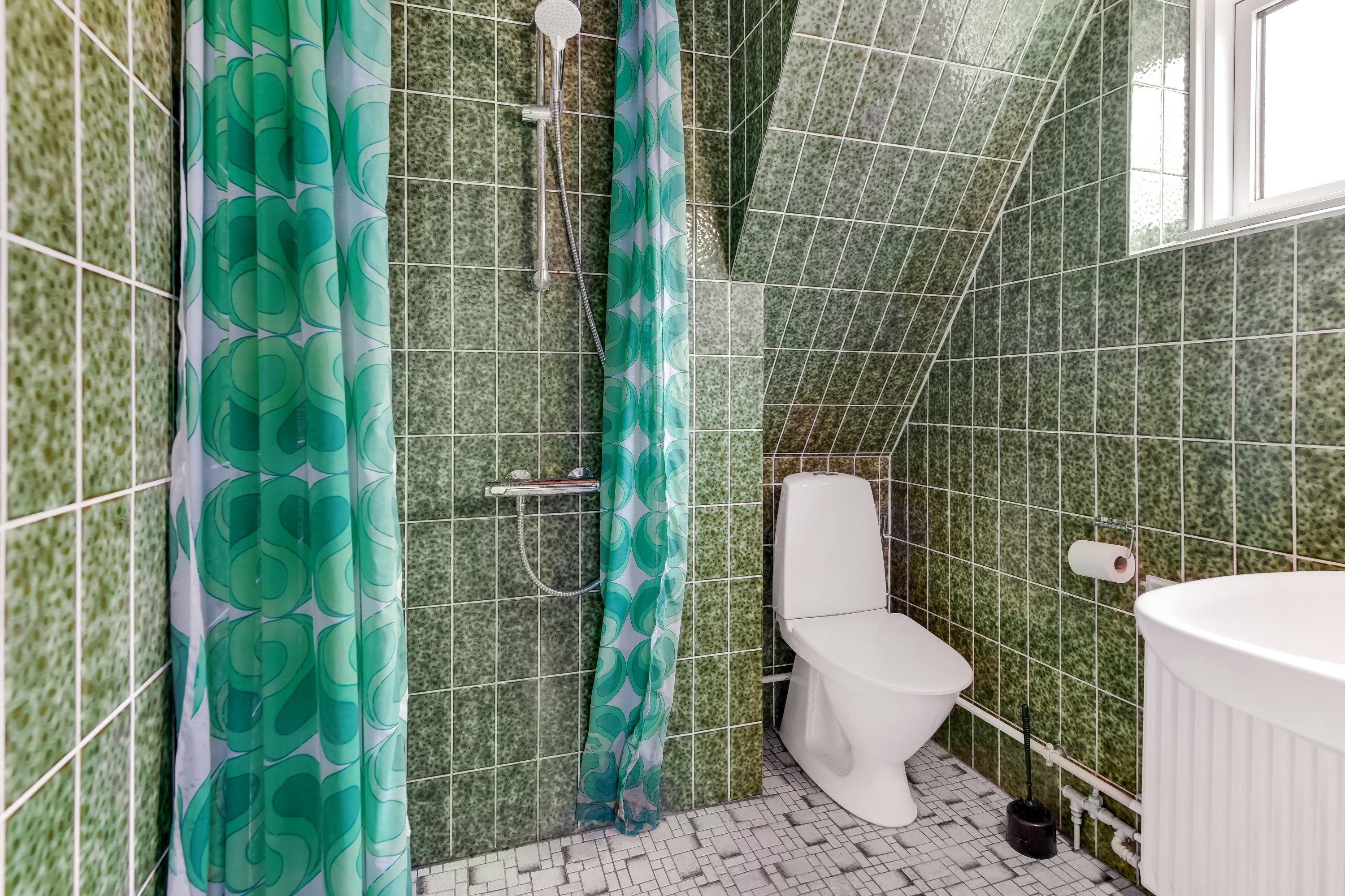 Fremhævet badeværelse billede i fuldskærmstilstand. Billede af Skads Byvej 56, 6705 Esbjerg Ø