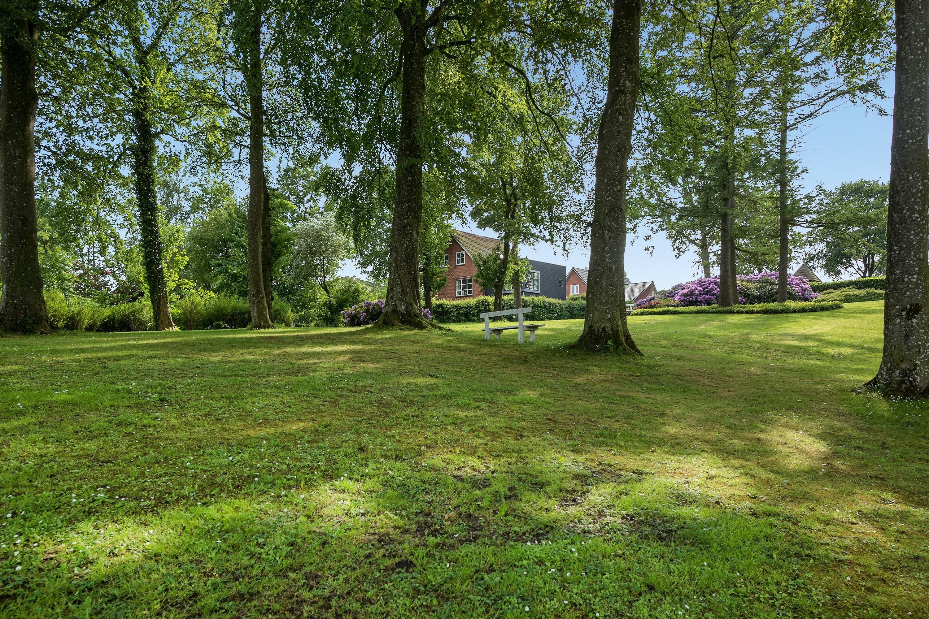 Fremhævet set fra parken billede i fuldskærmstilstand. Billede af Møllevænget 21, 9870 Sindal