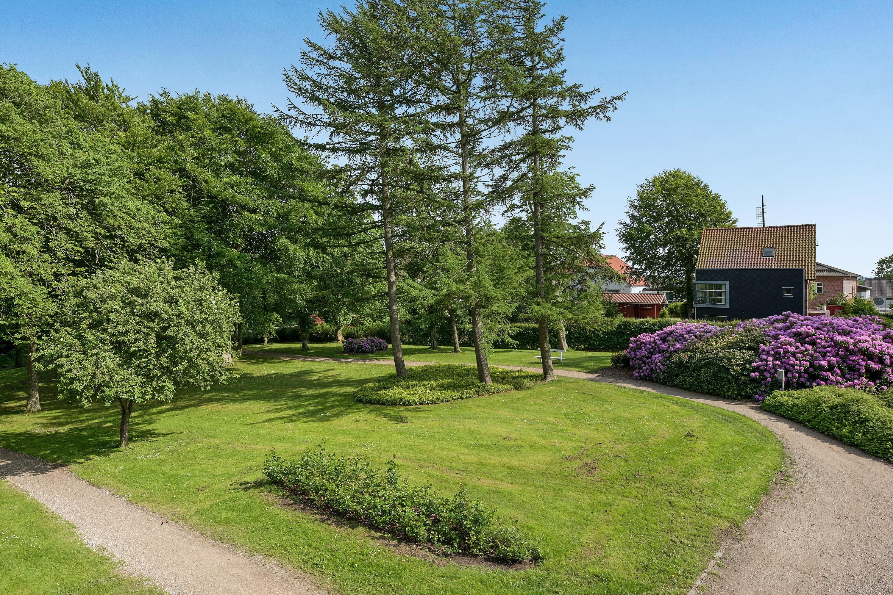 Fremhævet set fra parken billede i fuldskærmstilstand. Billede af Møllevænget 21, 9870 Sindal