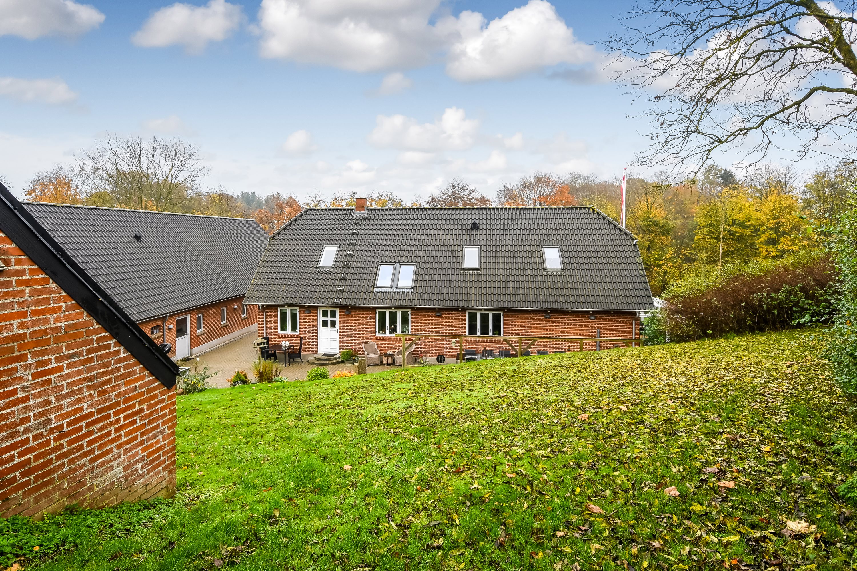 Fremhævet ejendommen billede i fuldskærmstilstand. Billede af Lindeborgvej 18, 7560 Hjerm