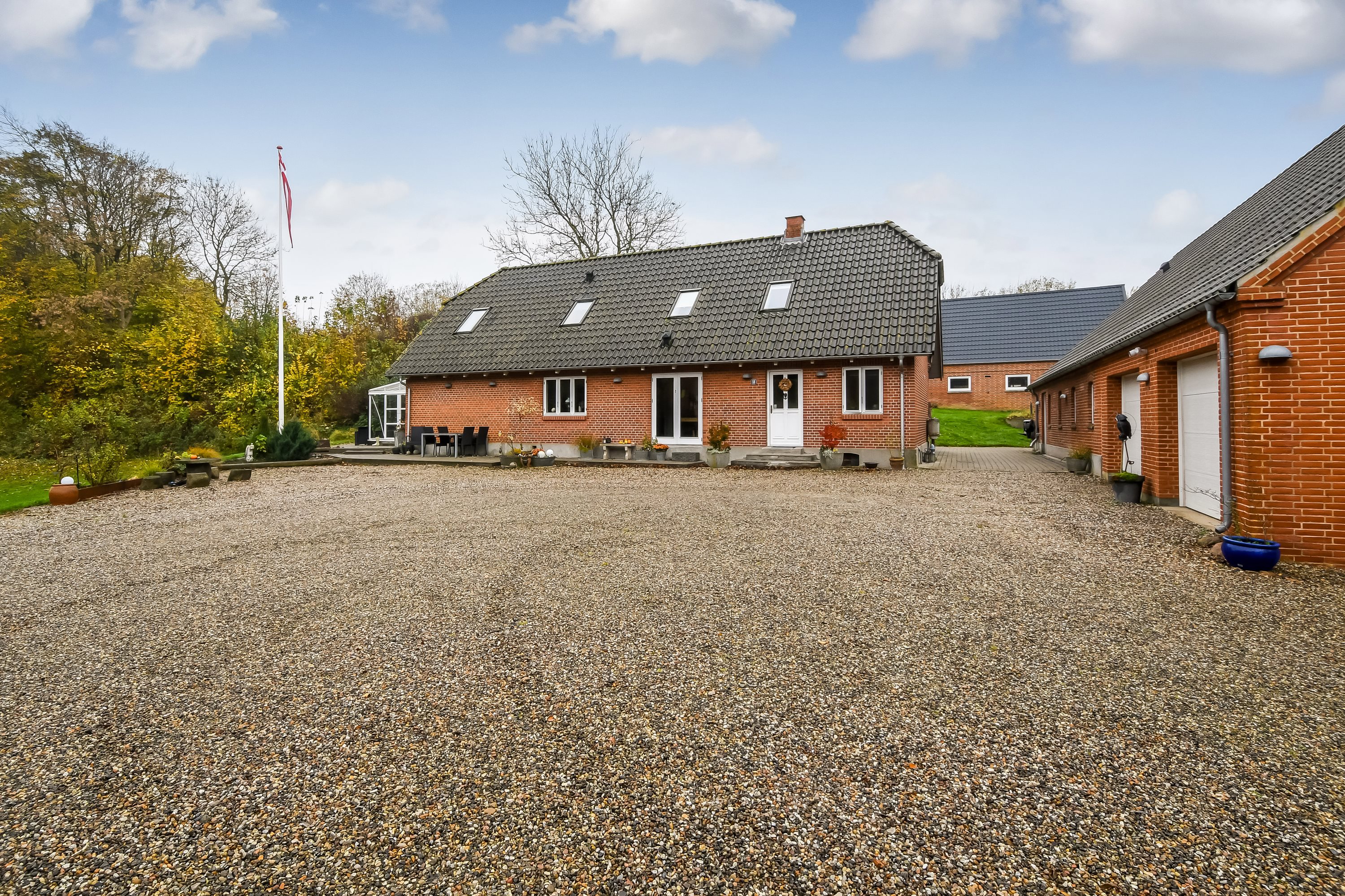 Fremhævet ejendommen billede i fuldskærmstilstand. Billede af Lindeborgvej 18, 7560 Hjerm