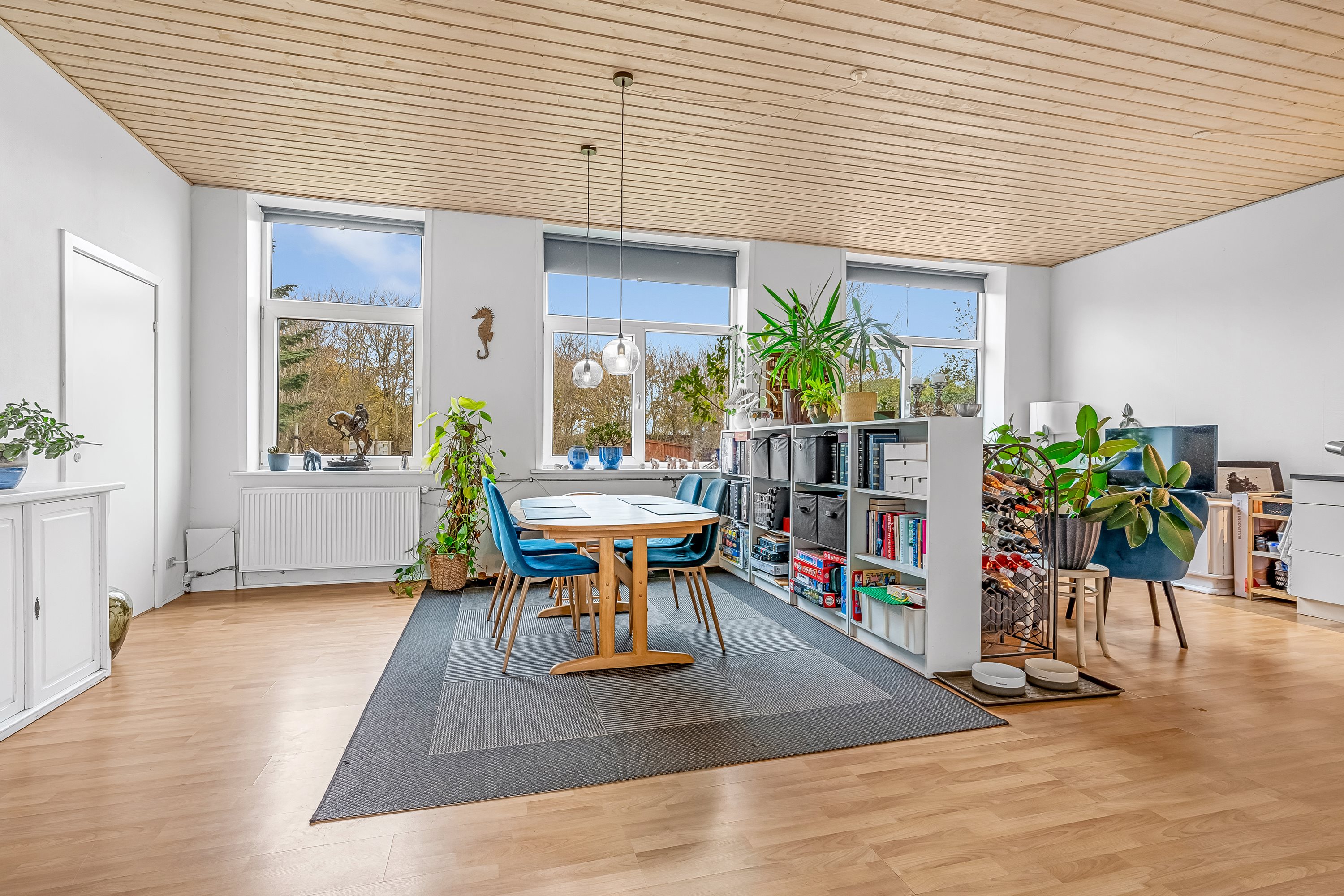 Fremhævet stue billede i fuldskærmstilstand. Billede af Algade 43, Ramme, 7620 Lemvig