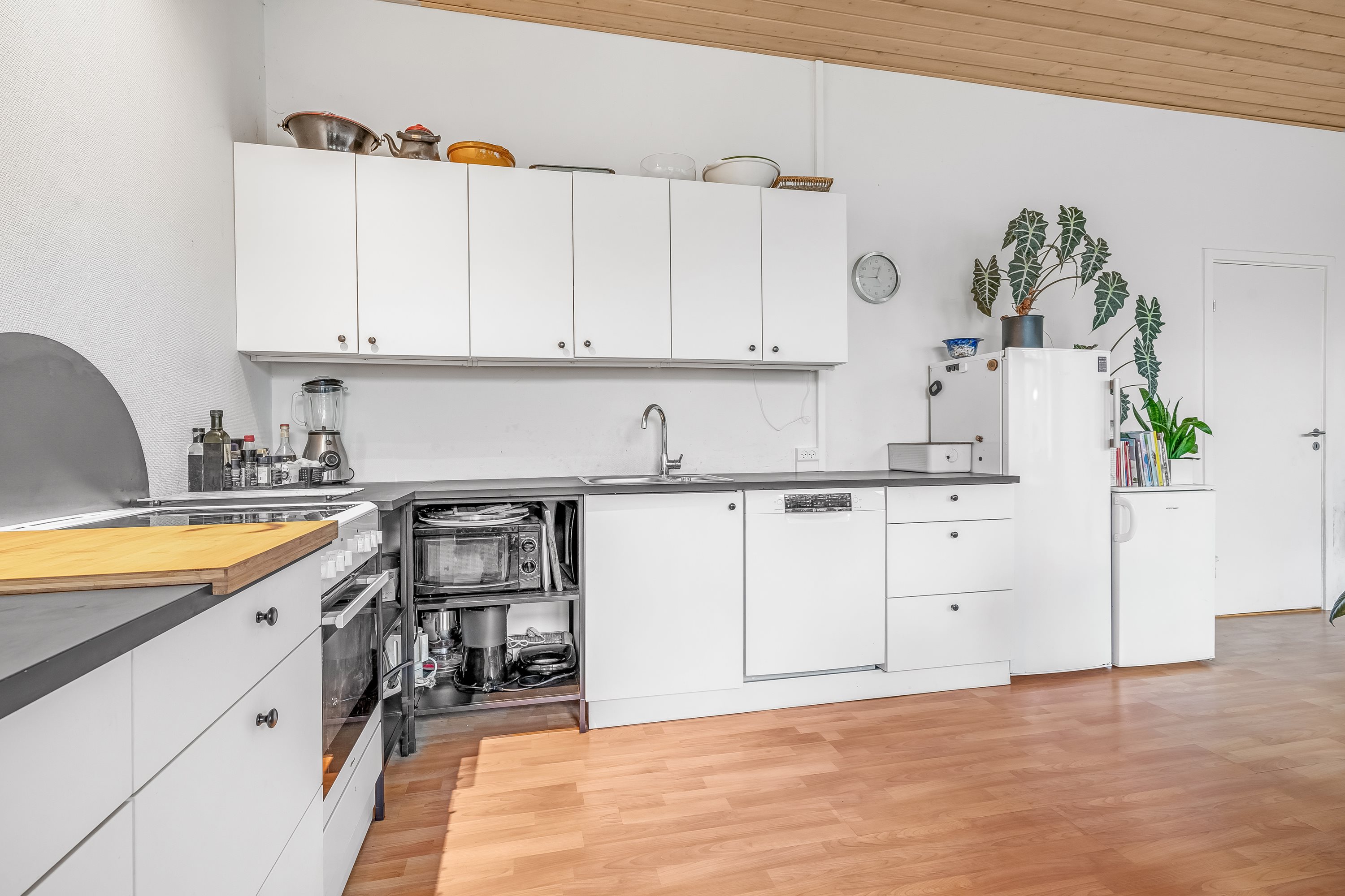 Fremhævet køkken billede i fuldskærmstilstand. Billede af Algade 43, Ramme, 7620 Lemvig