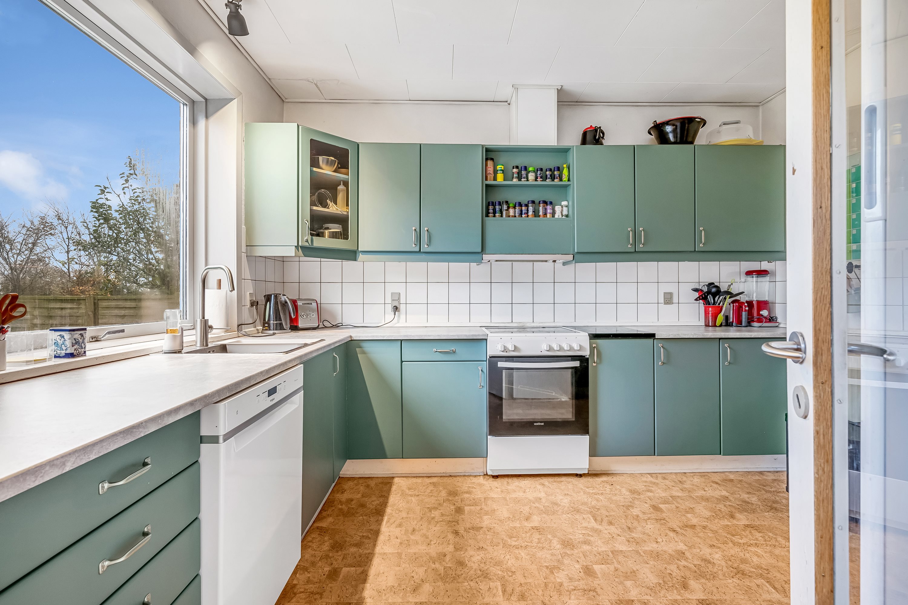 Fremhævet køkken billede i fuldskærmstilstand. Billede af Algade 43, Ramme, 7620 Lemvig