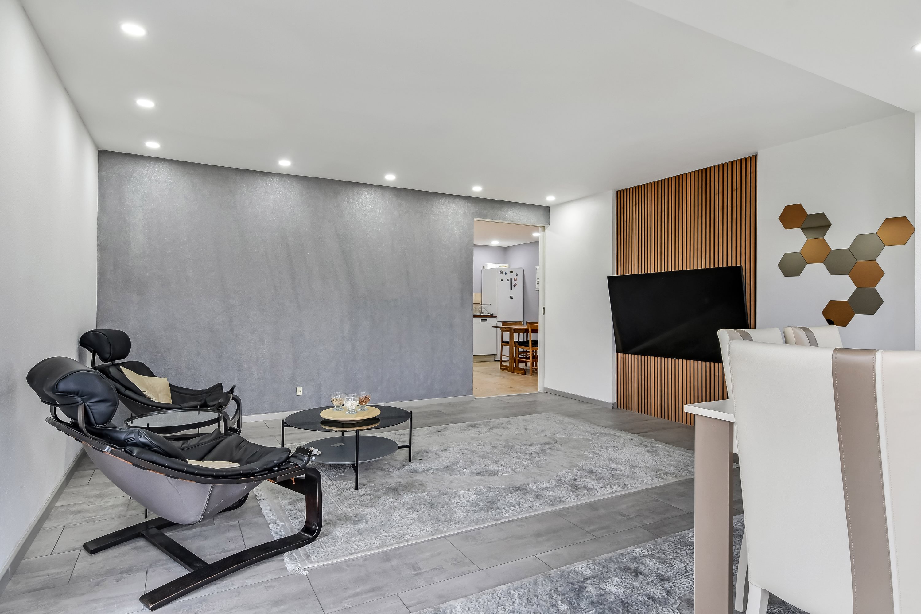 Fremhævet stue billede i fuldskærmstilstand. Billede af Kirsebærhaven 31, Bremdal, 7600 Struer