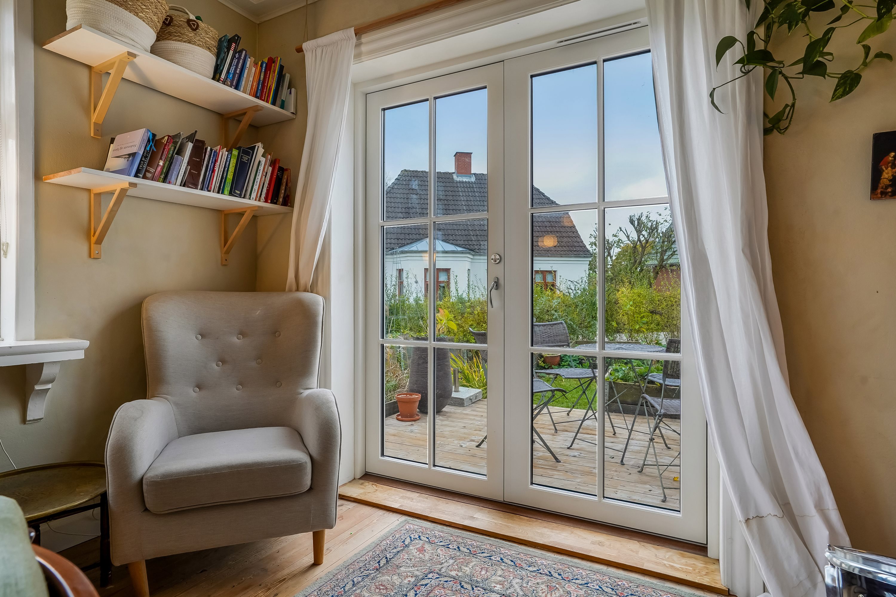 Fremhævet stue billede i fuldskærmstilstand. Billede af Ådalvej 33, Ådal, 7300 Jelling