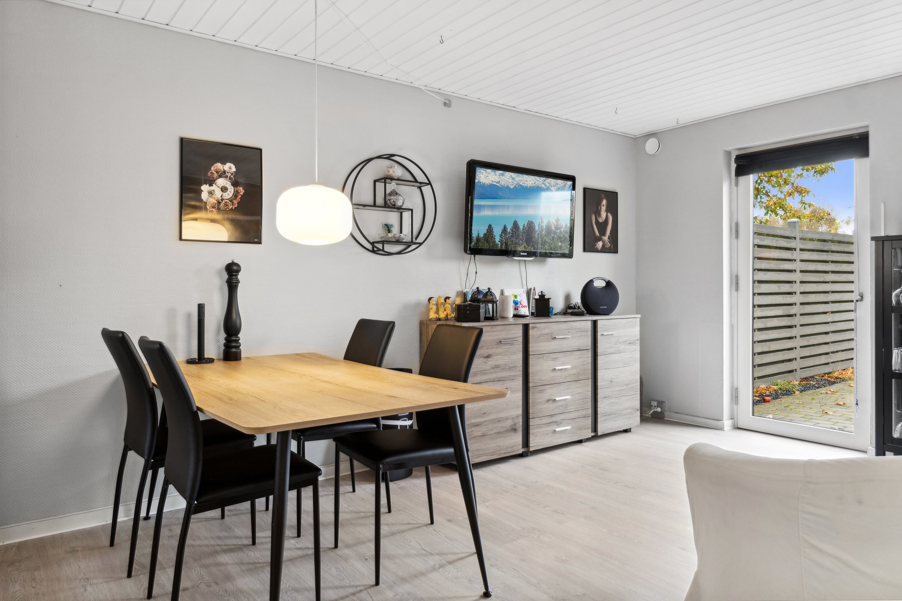 Fremhævet spisestue billede i fuldskærmstilstand. Billede af Pilagervej 64, 4200 Slagelse