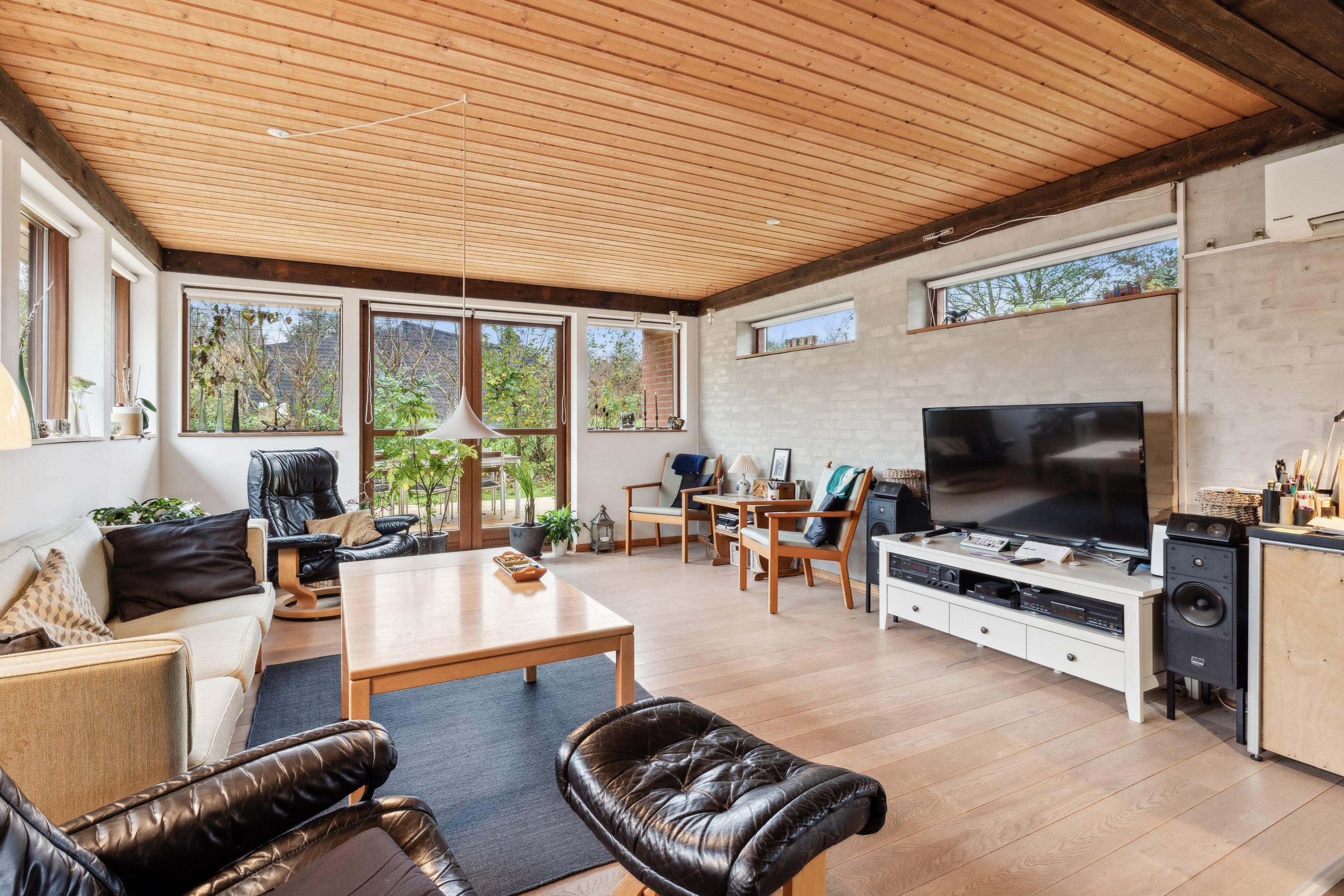 Fremhævet stue billede i fuldskærmstilstand. Billede af Klitrosevej 7, Hostrup, 7860 Spøttrup