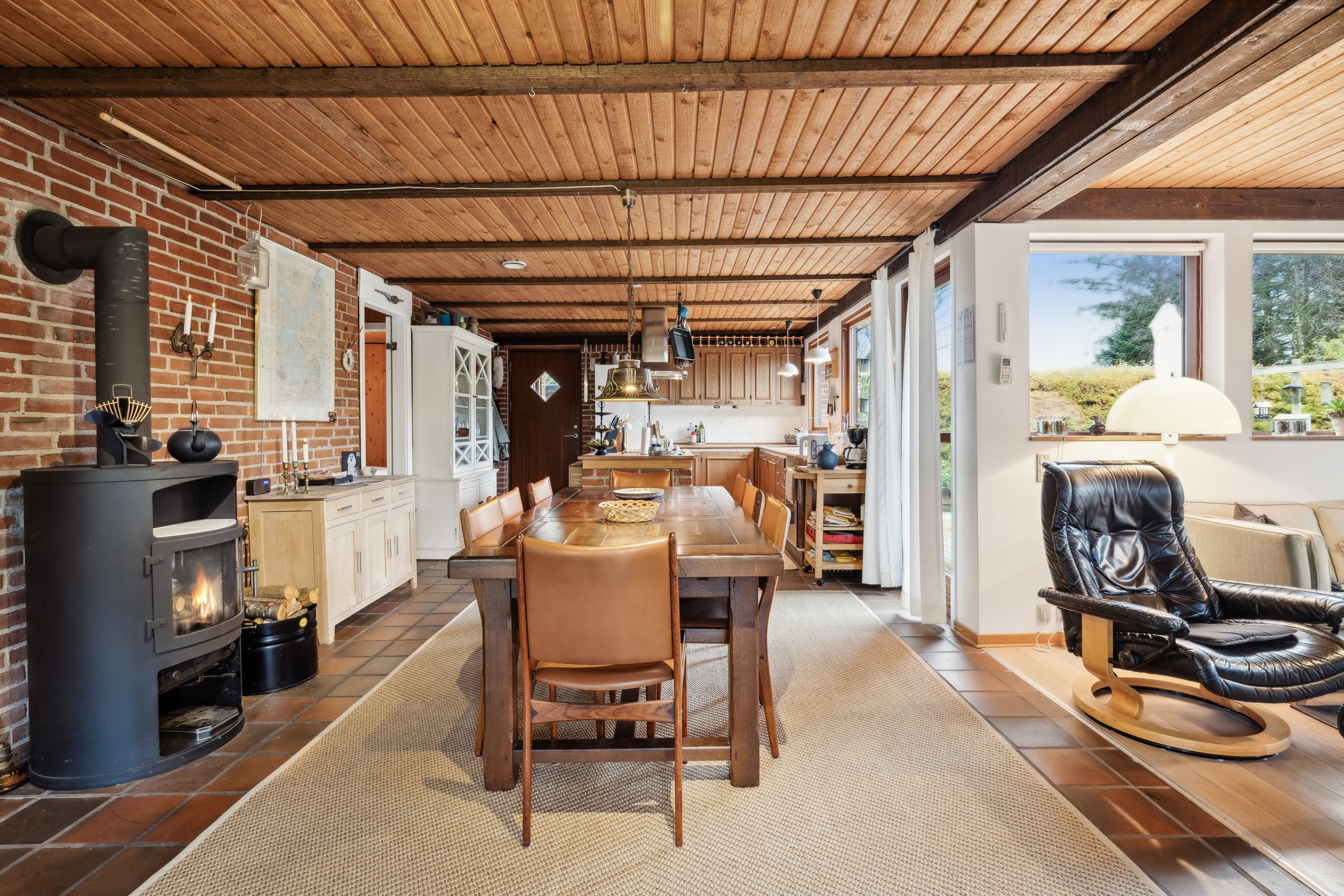 Fremhævet stue billede i fuldskærmstilstand. Billede af Klitrosevej 7, Hostrup, 7860 Spøttrup