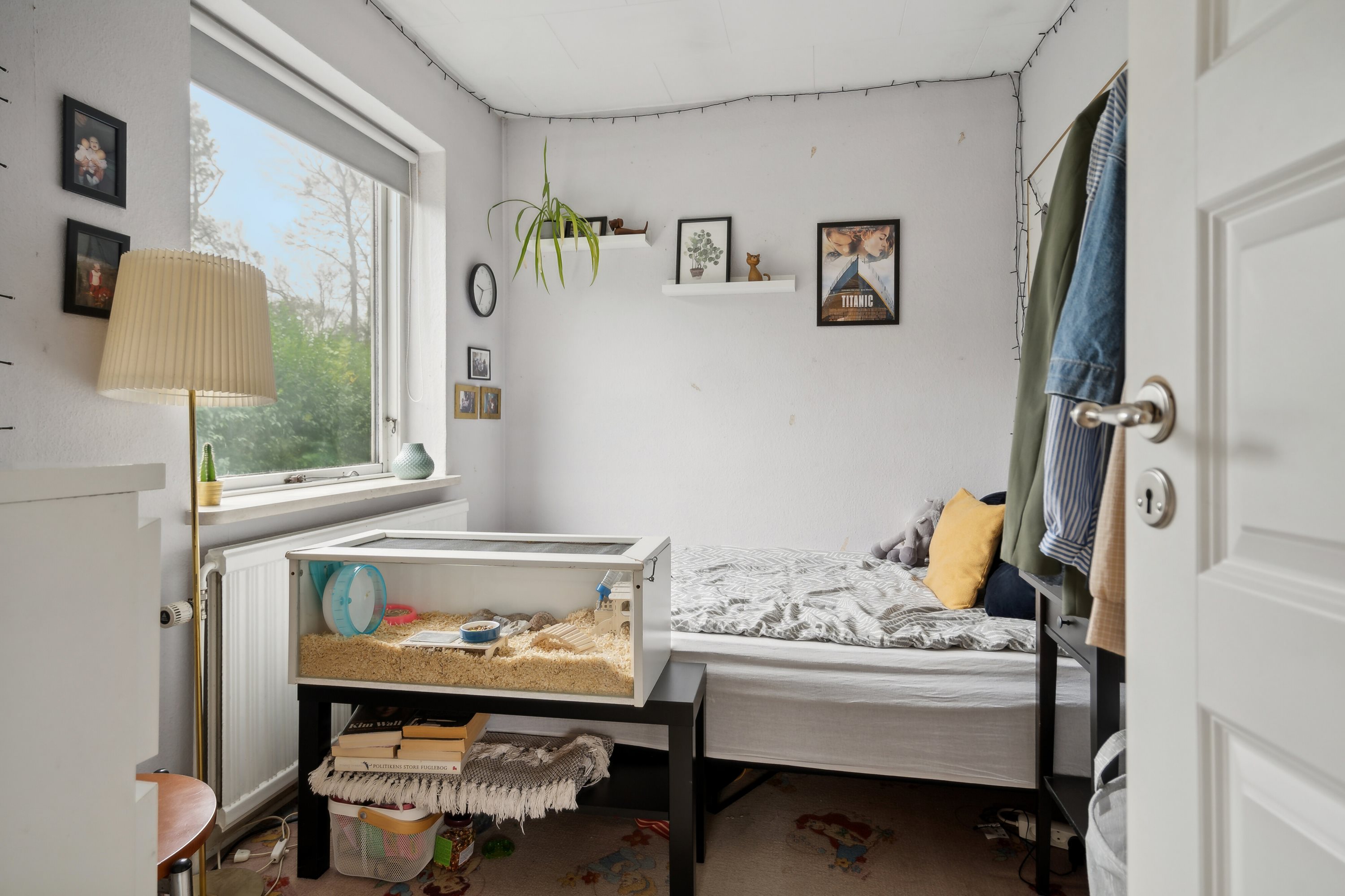 Fremhævet soveværelse billede i fuldskærmstilstand. Billede af Mullerupvej 15, Langtved, 5540 Ullerslev