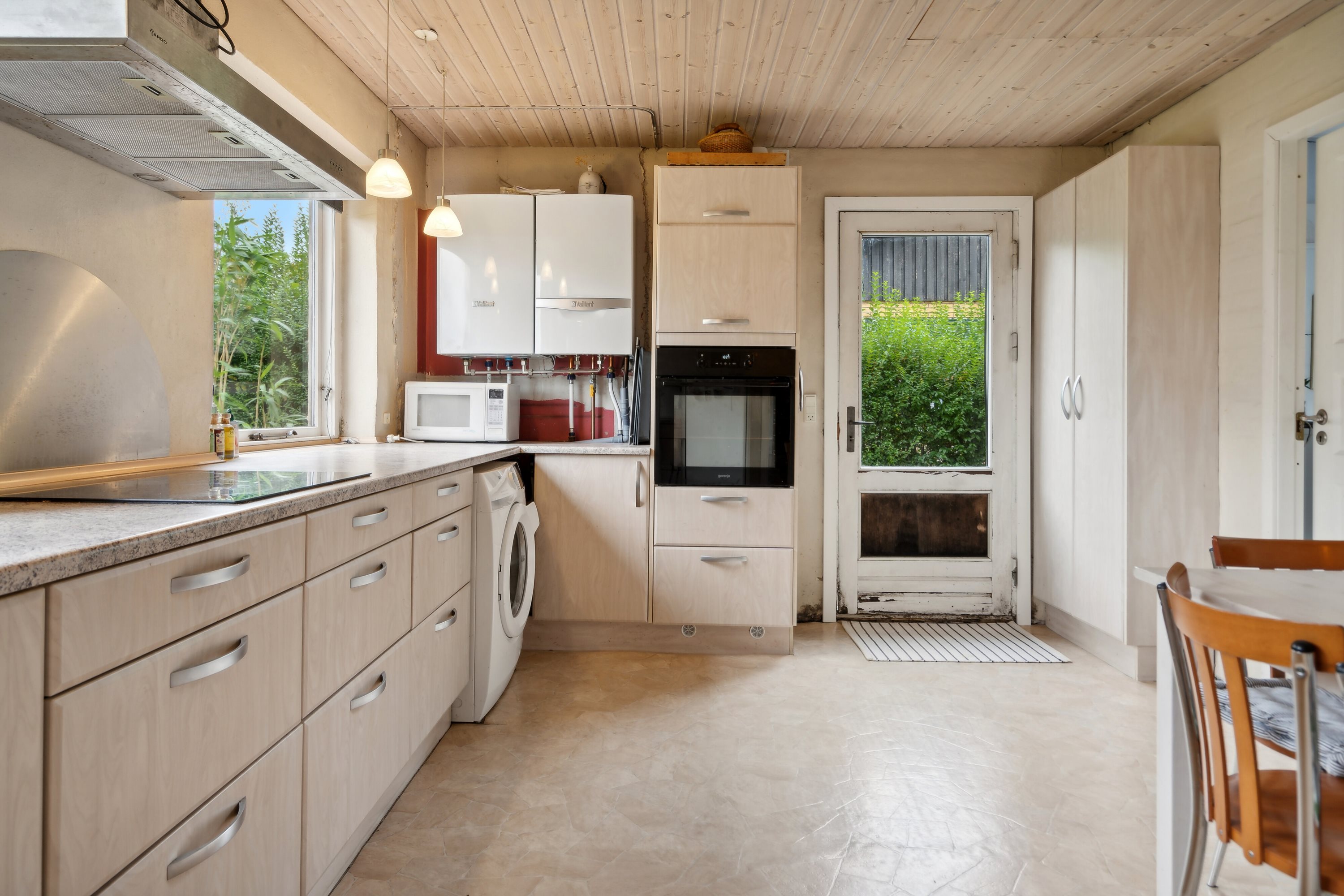 Fremhævet køkken billede i fuldskærmstilstand. Billede af Mullerupvej 15, Langtved, 5540 Ullerslev