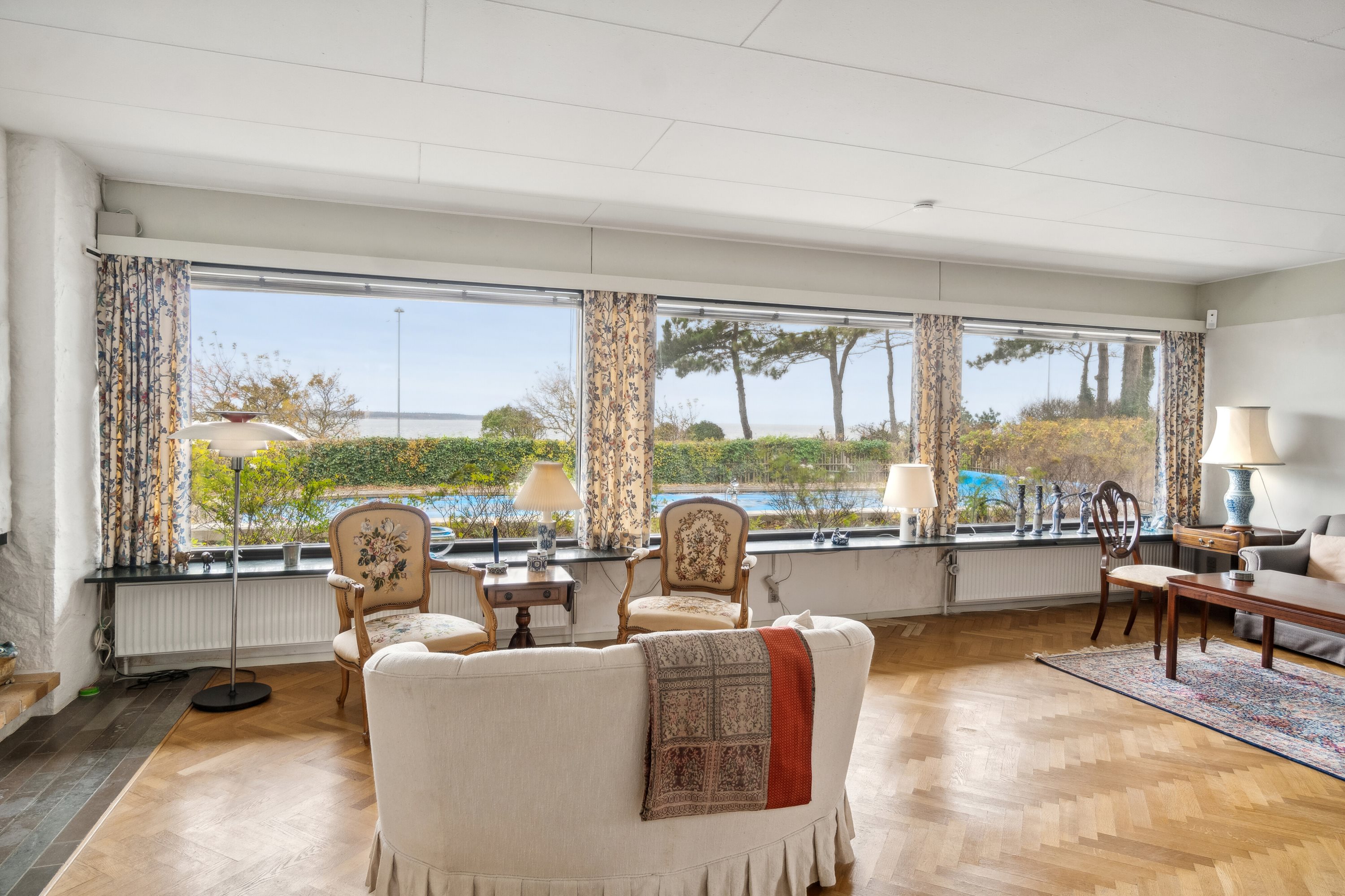 Fremhævet stue billede i fuldskærmstilstand. Billede af Strandbakken 17, 4400 Kalundborg