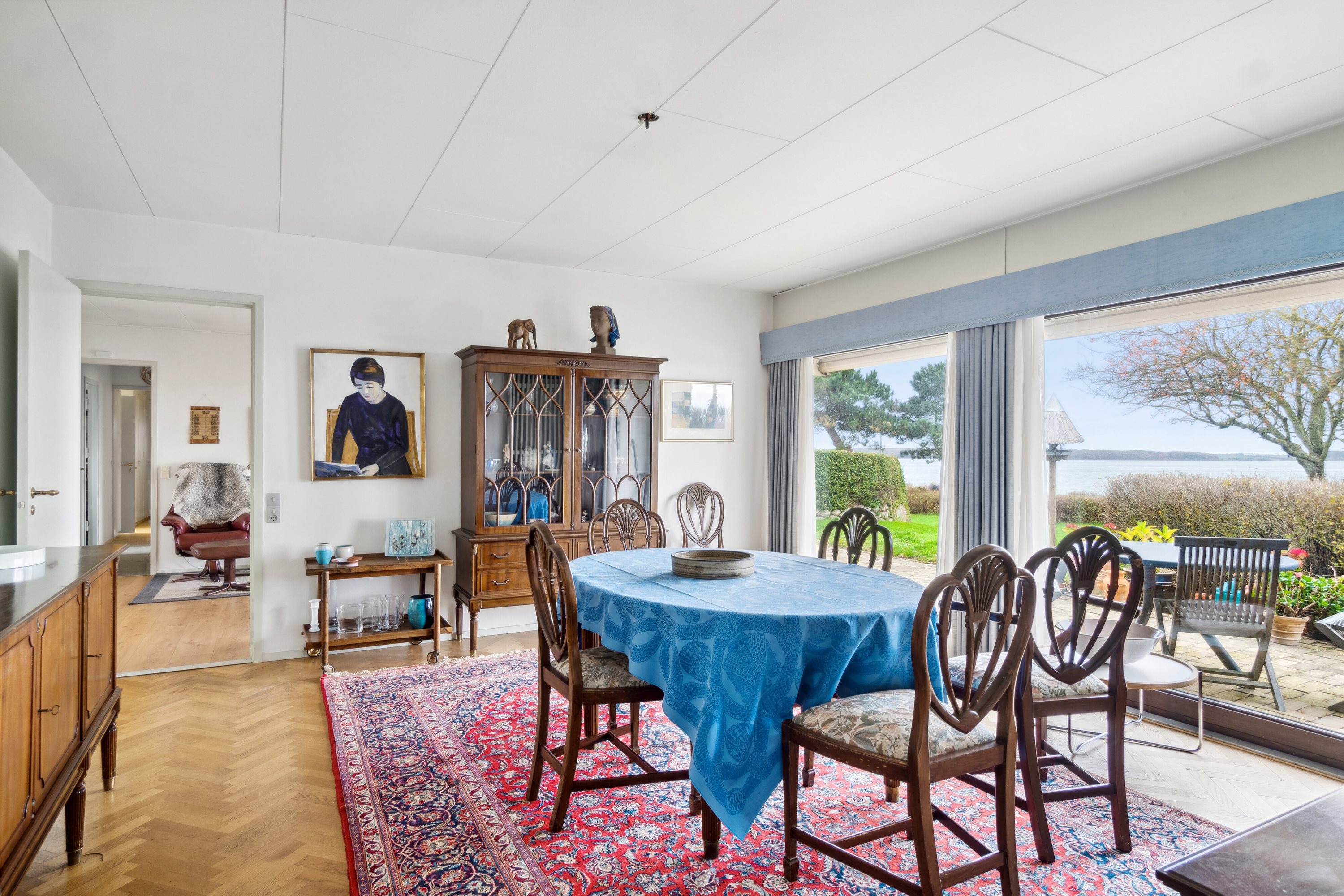 Fremhævet spiseplads billede i fuldskærmstilstand. Billede af Strandbakken 17, 4400 Kalundborg