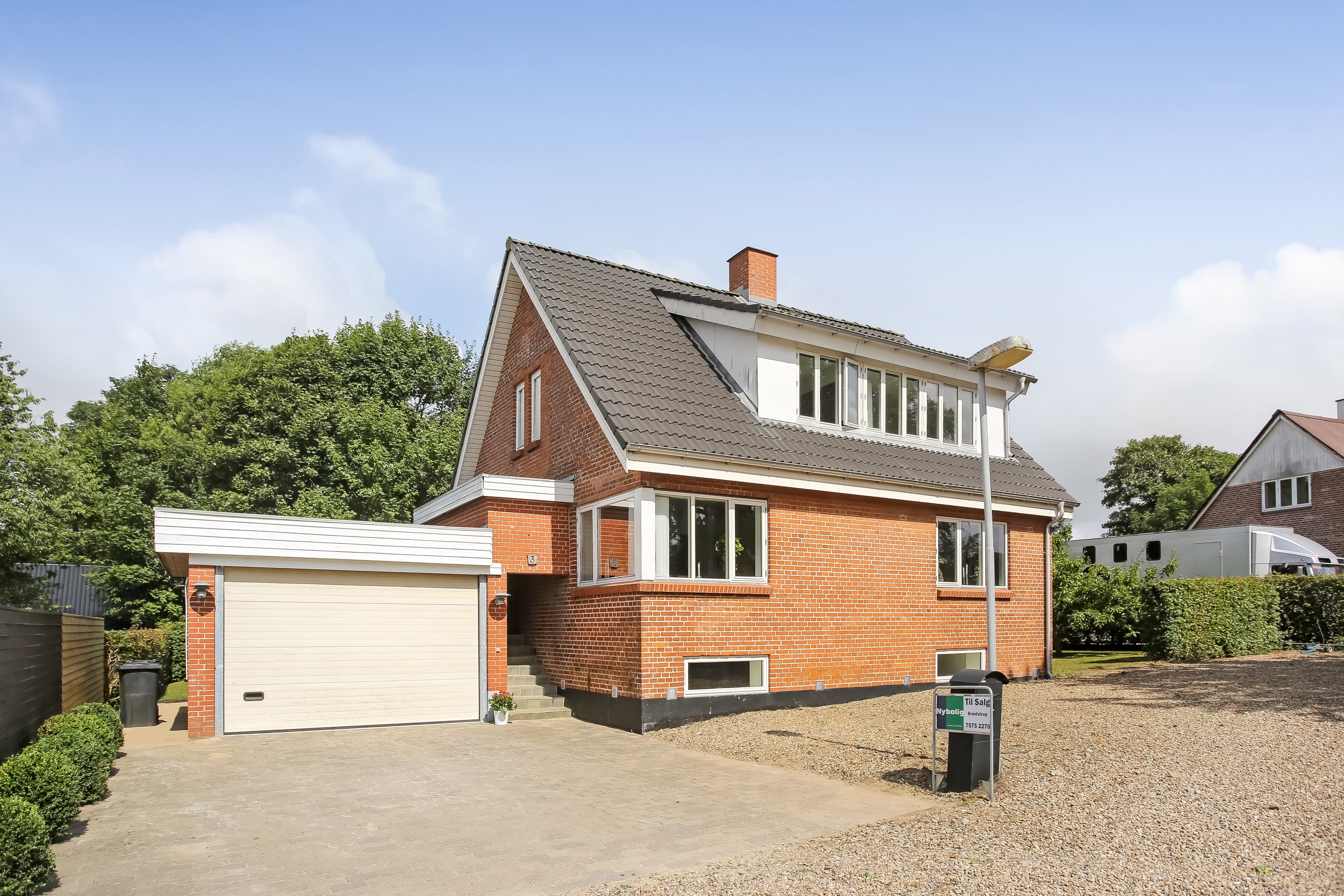 Fremhævet ejendommen billede i fuldskærmstilstand. Billede af Villavej 3, Grædstrup, 8740 Brædstrup