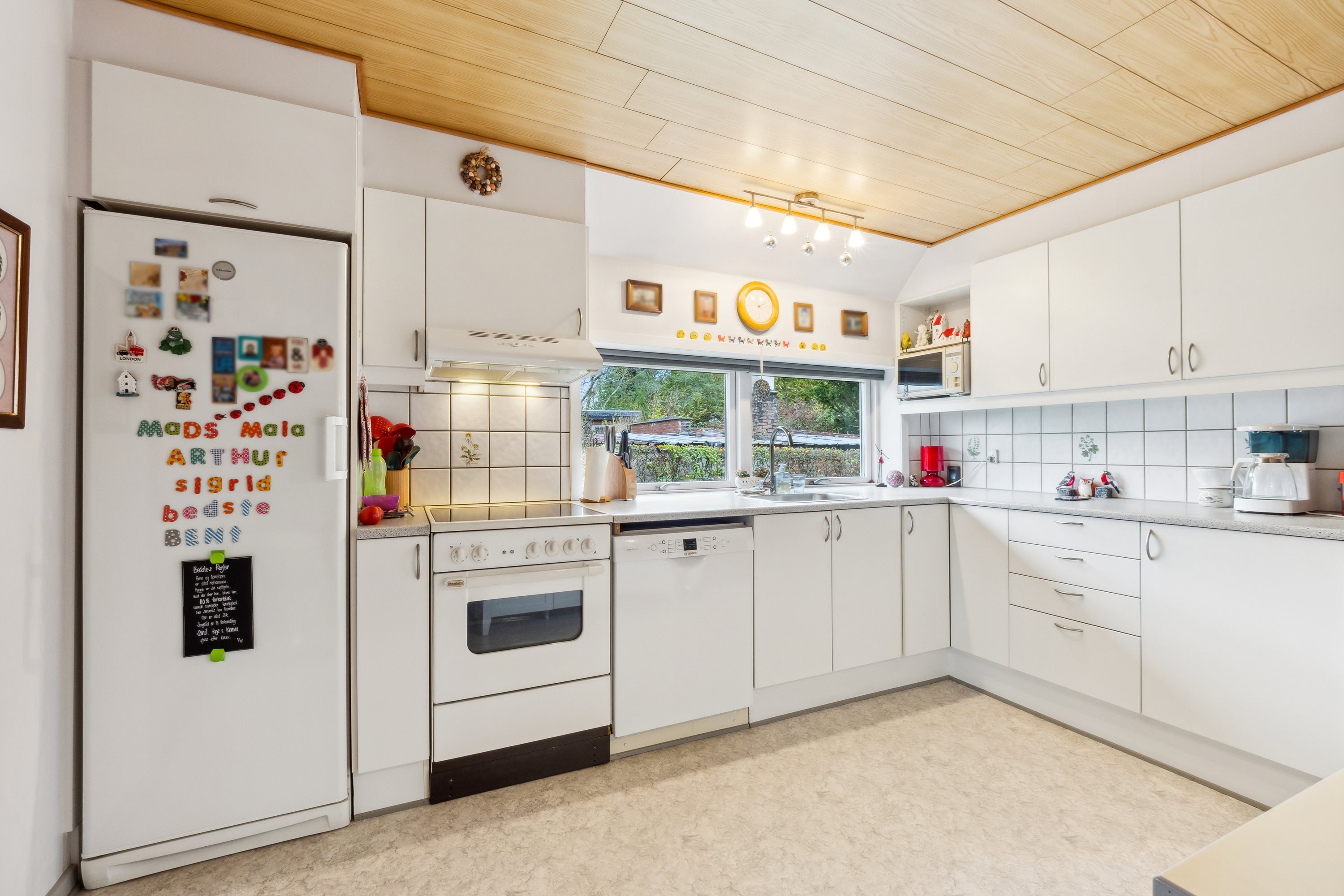 Fremhævet køkken billede i fuldskærmstilstand. Billede af Asselsvej 156, Øster Assels, 7990 Øster Assels