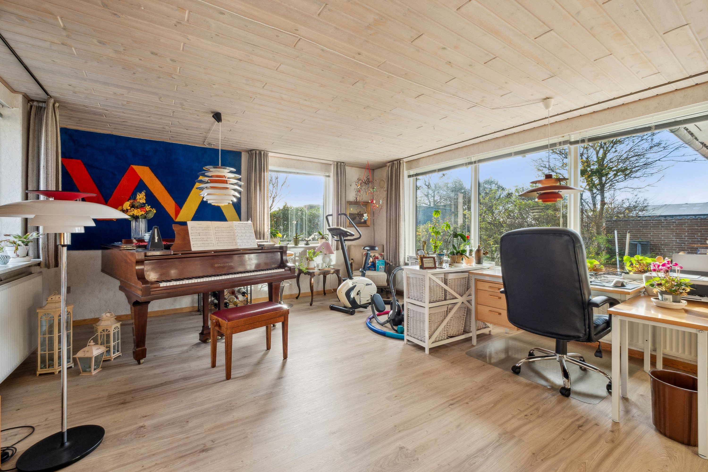 Fremhævet stue billede i fuldskærmstilstand. Billede af T. O. R. Skole Vej 64, Tæbring, 7900 Nykøbing M