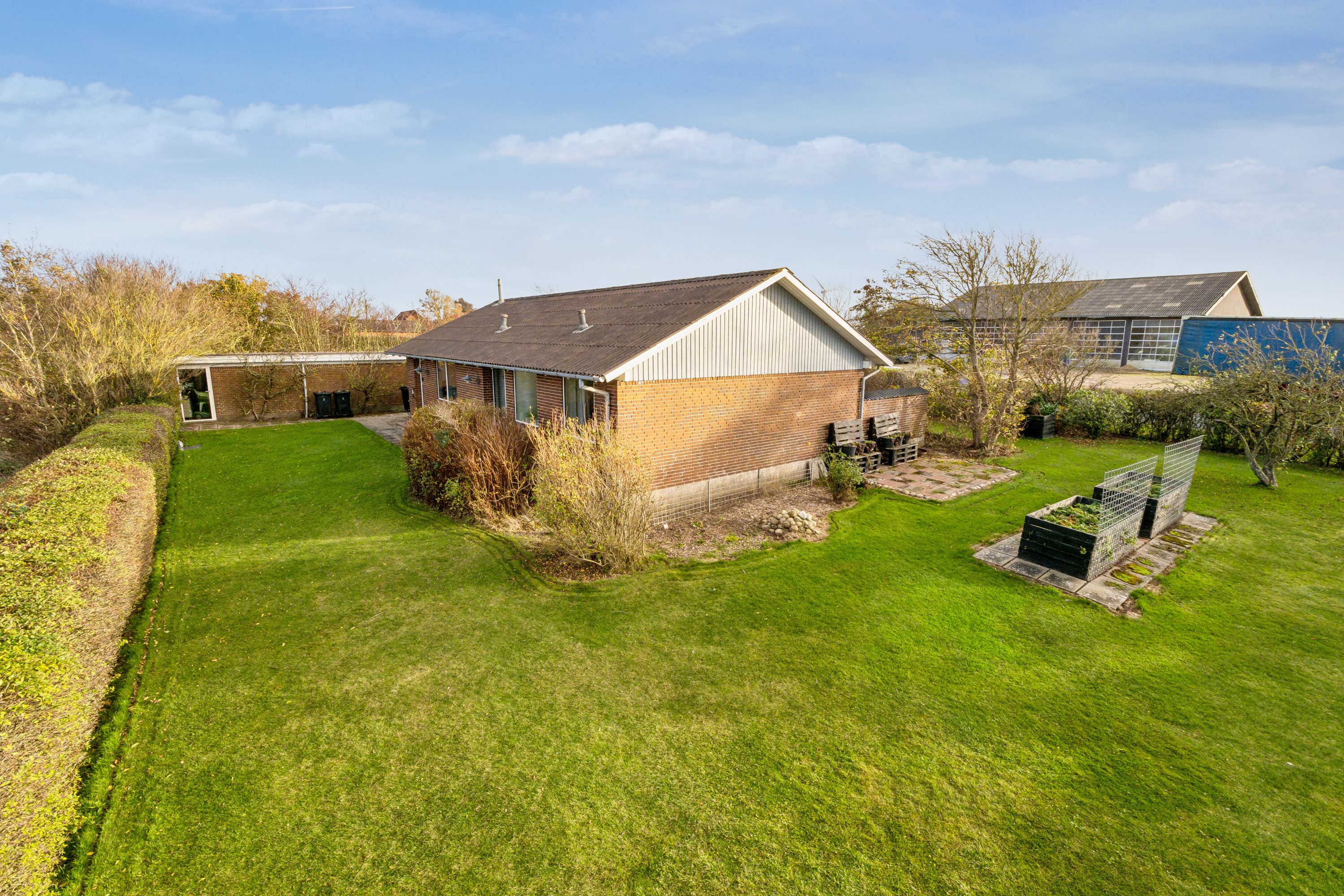 Fremhævet have billede i fuldskærmstilstand. Billede af T. O. R. Skole Vej 64, Tæbring, 7900 Nykøbing M