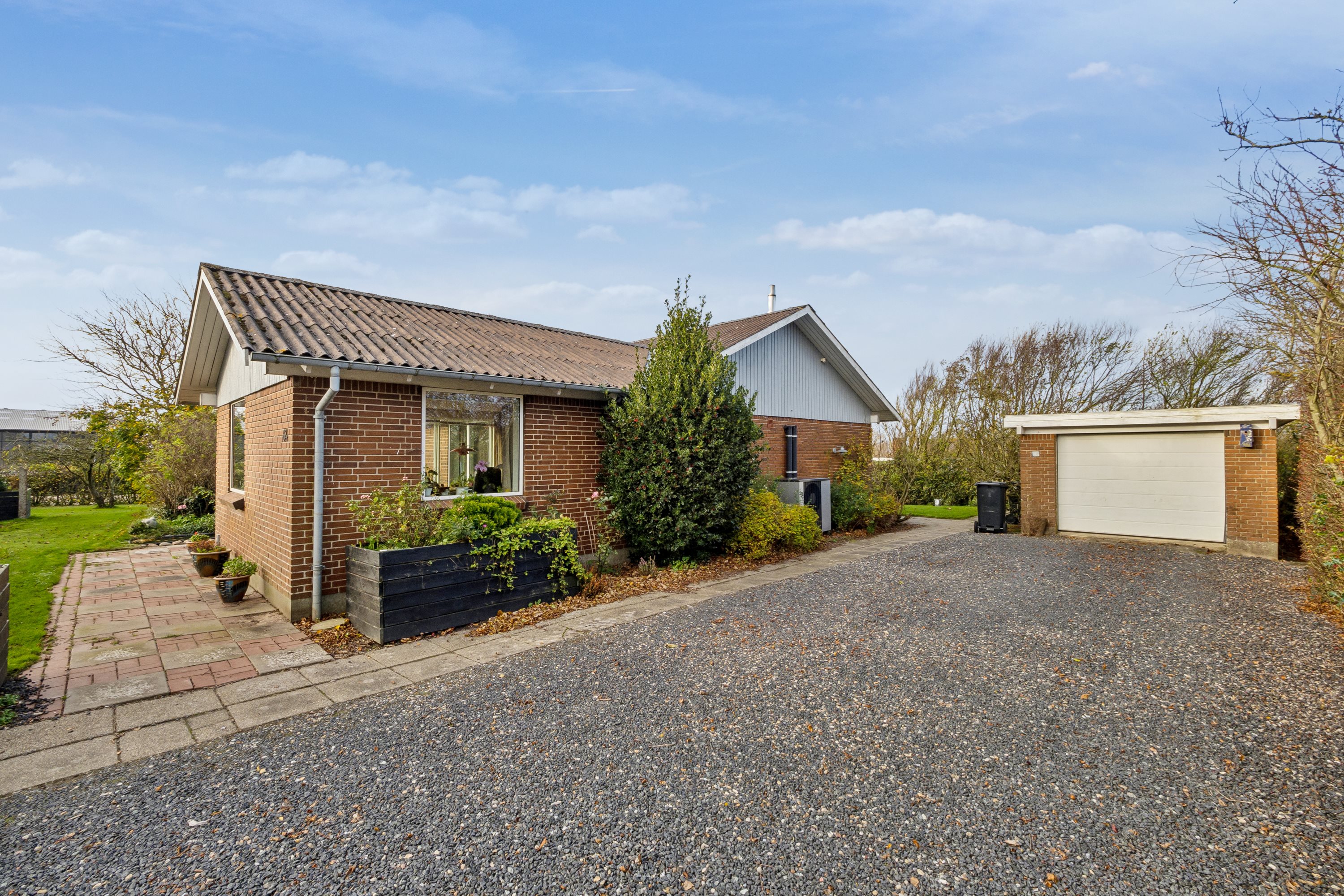 Miniaturebillede 1: ejendom 1. Billede af T. O. R. Skole Vej 64, Tæbring, 7900 Nykøbing M