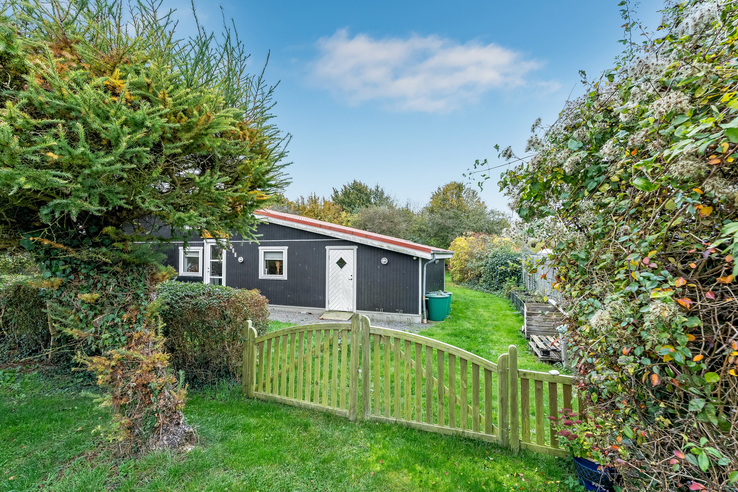 Fremhævet mastefoto billede i fuldskærmstilstand. Billede af Askø Strandvig 237, 4942 Askø