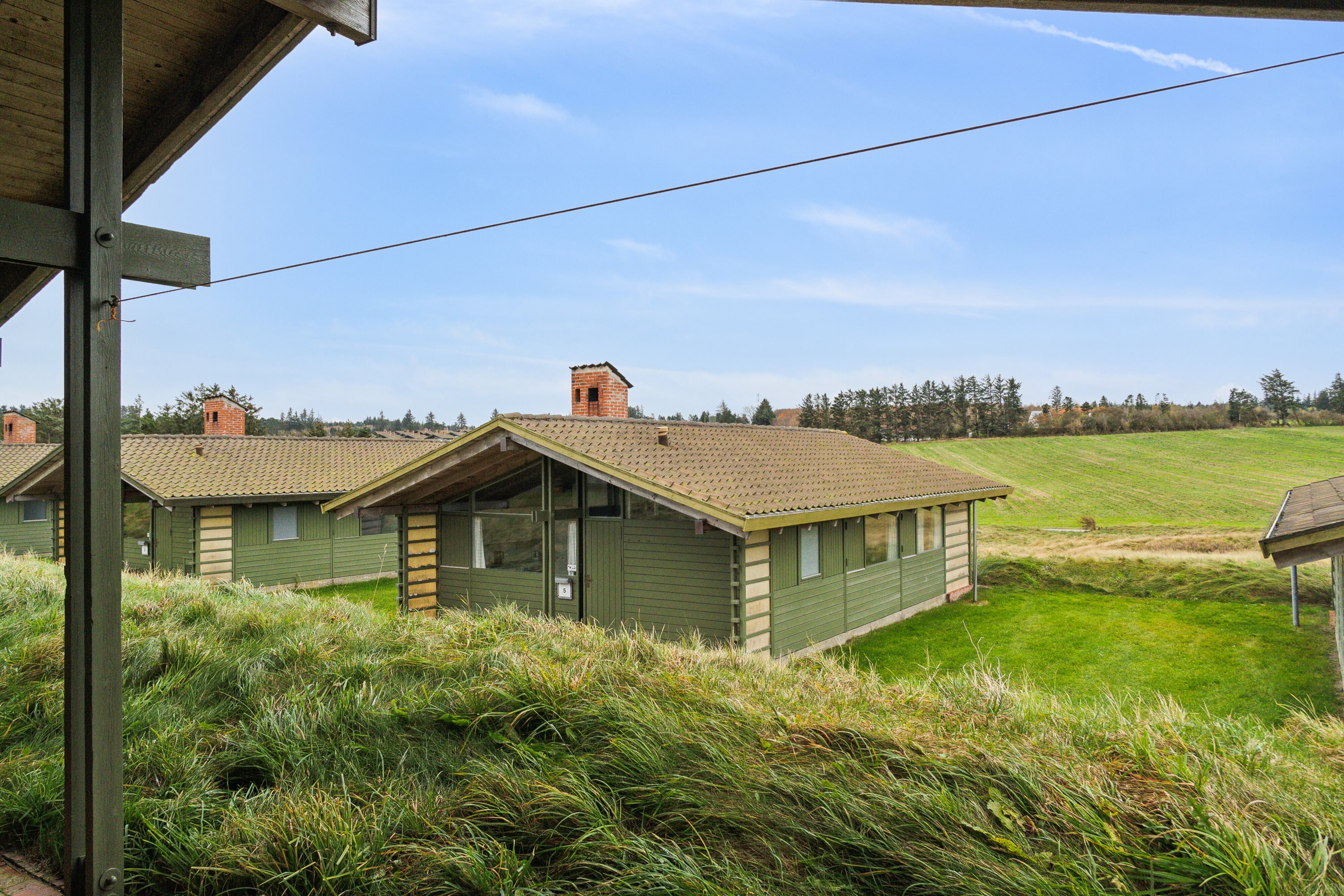 Fremhævet udendørs billede i fuldskærmstilstand. Billede af Solskinsvej 19, Vigsø, 7730 Hanstholm