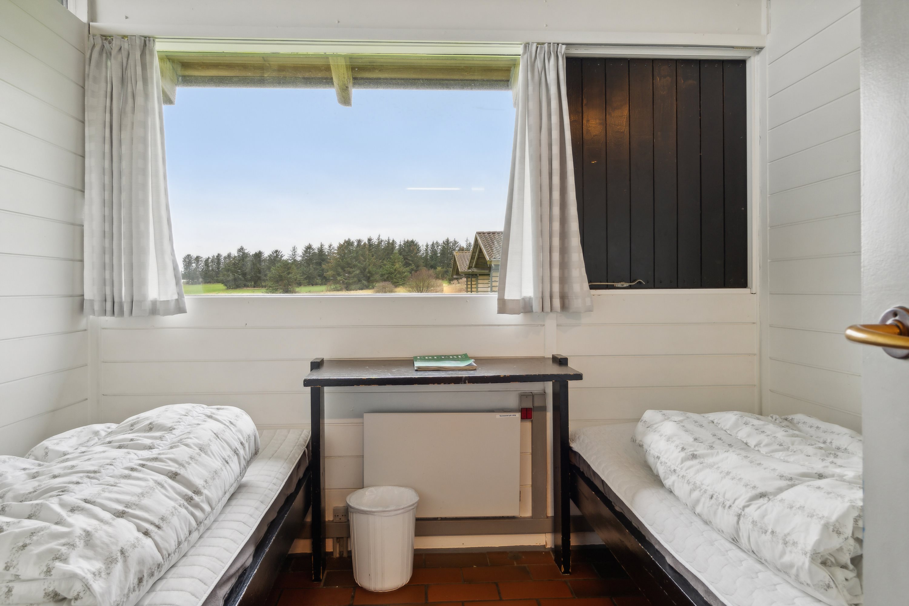 Fremhævet soveværelse billede i fuldskærmstilstand. Billede af Solskinsvej 19, Vigsø, 7730 Hanstholm