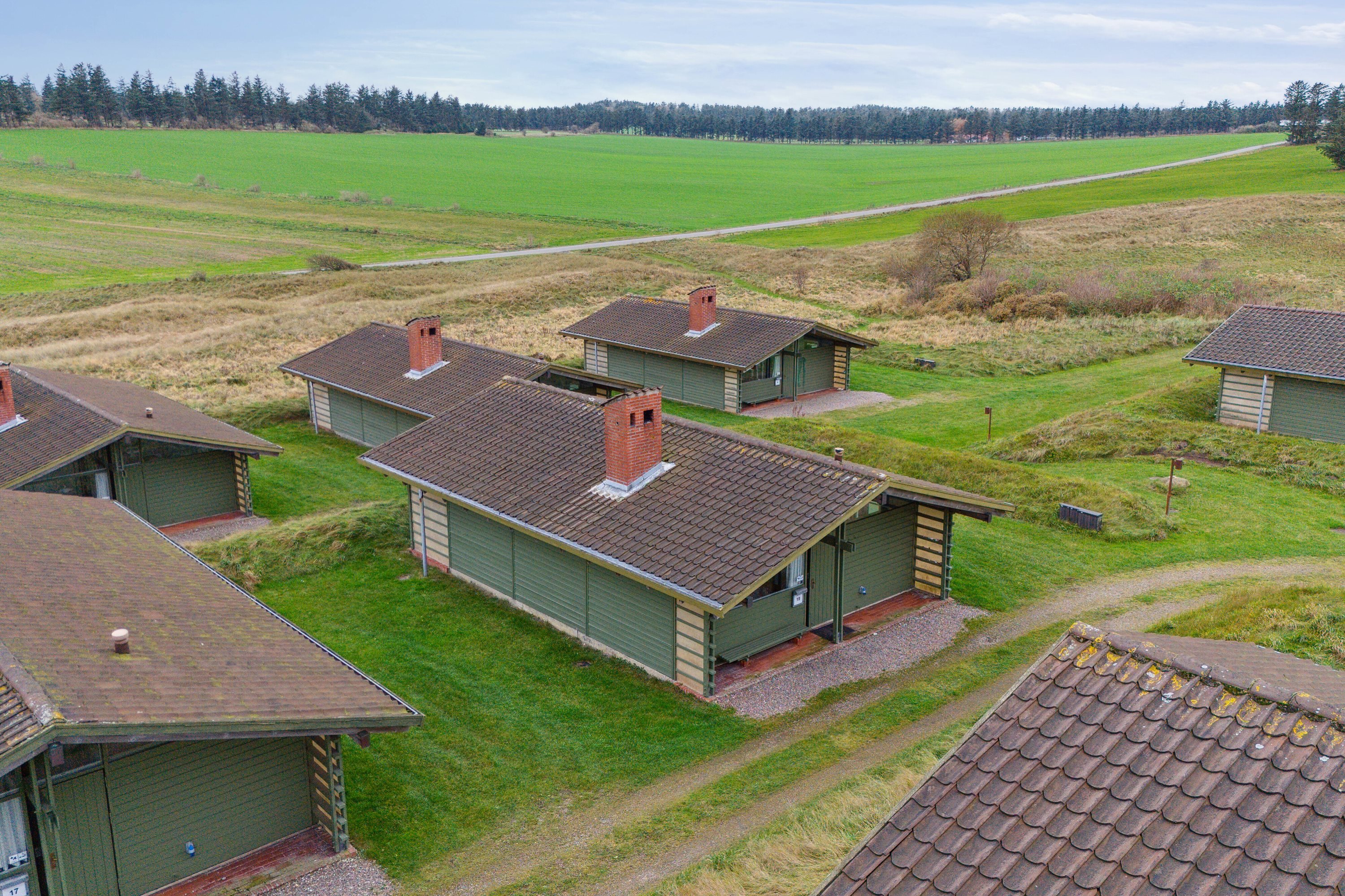 Fremhævet set fra haven billede i fuldskærmstilstand. Billede af Solskinsvej 19, Vigsø, 7730 Hanstholm