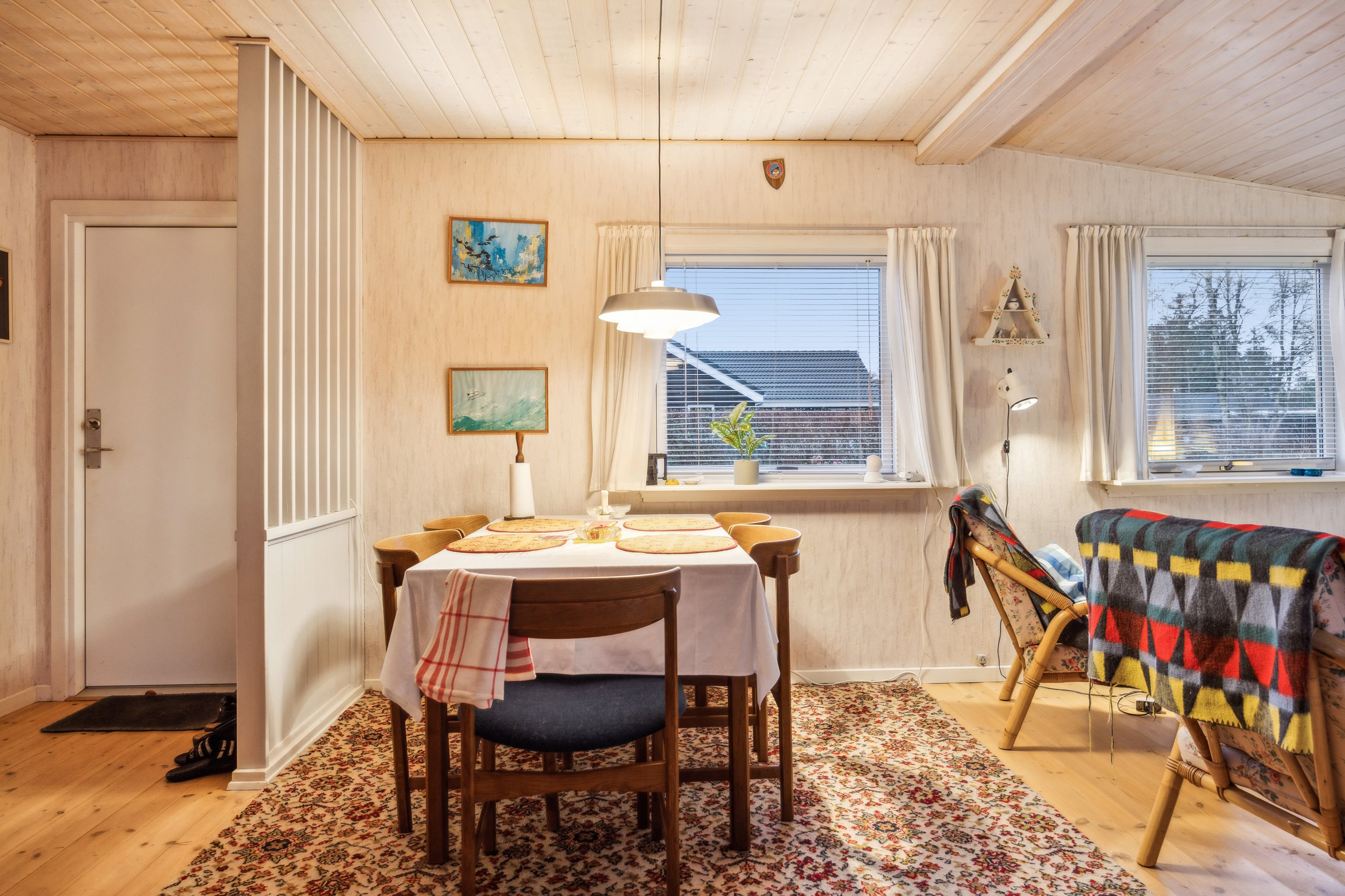 Miniaturebillede 2: stue. Billede af Lille Strandgaard 7, 9370 Hals