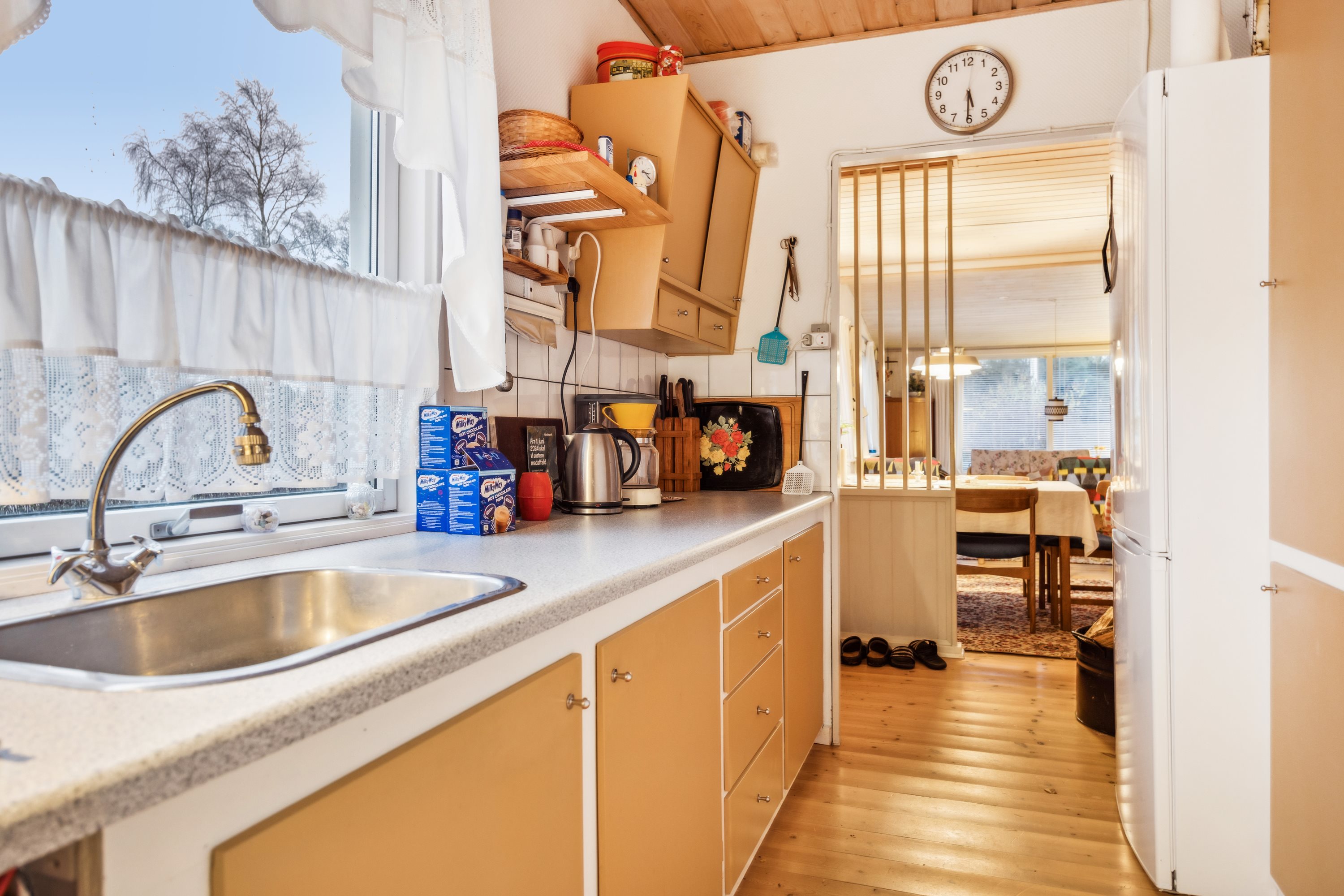 Fremhævet køkken billede i fuldskærmstilstand. Billede af Lille Strandgaard 7, 9370 Hals