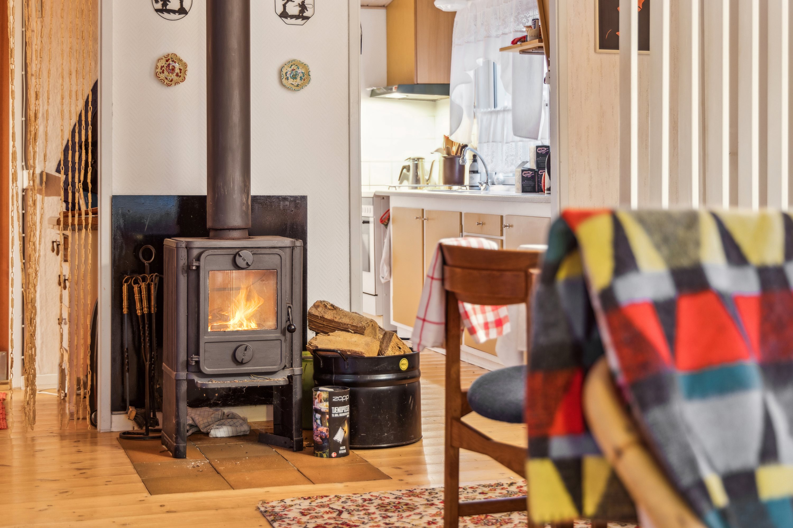 Fremhævet stue billede i fuldskærmstilstand. Billede af Lille Strandgaard 7, 9370 Hals